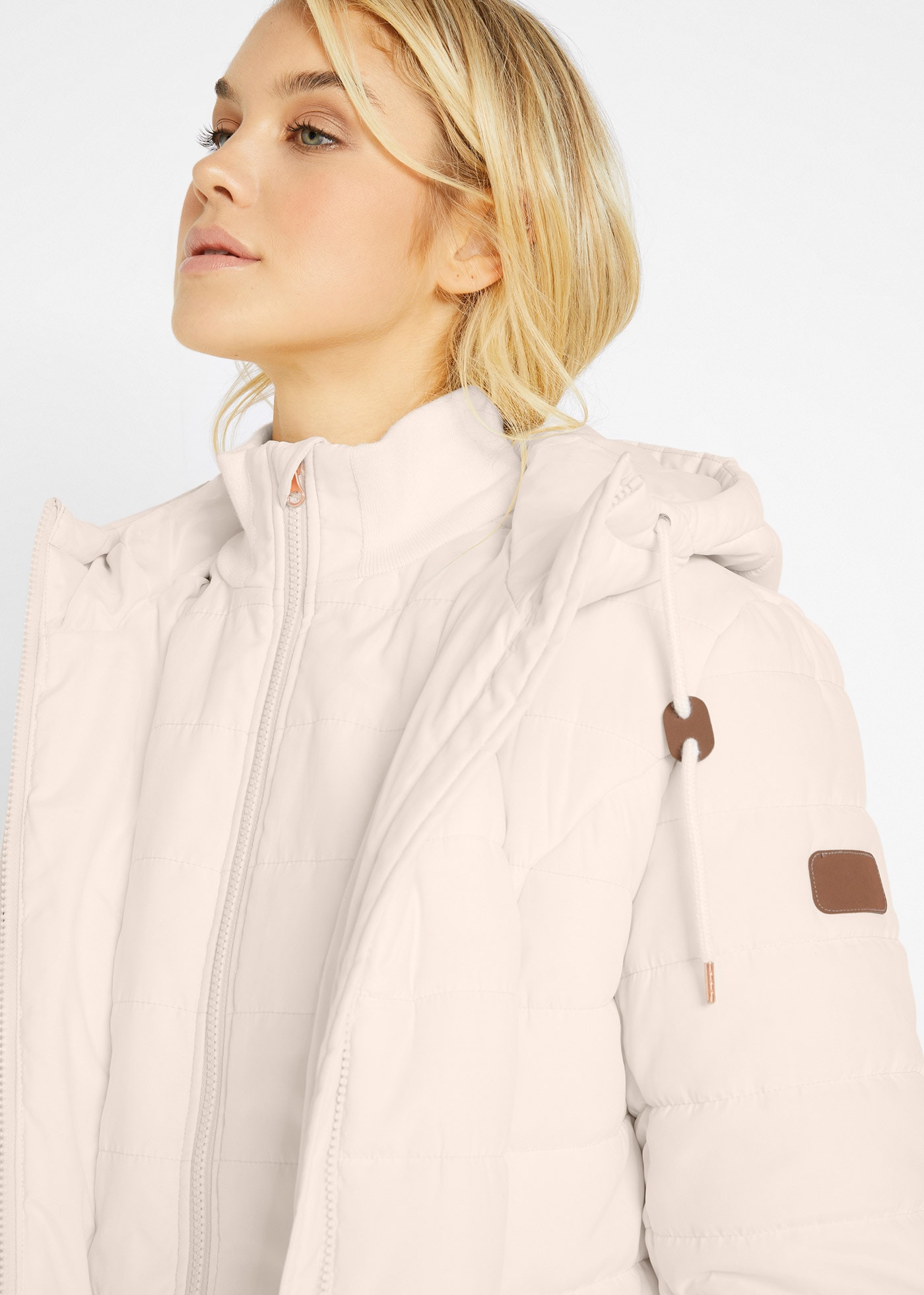 bonprix Steppmantel »Steppmantel, 2-in-1 Optik« 2-in-1 Optik, mit Kapuze und Stehkragen