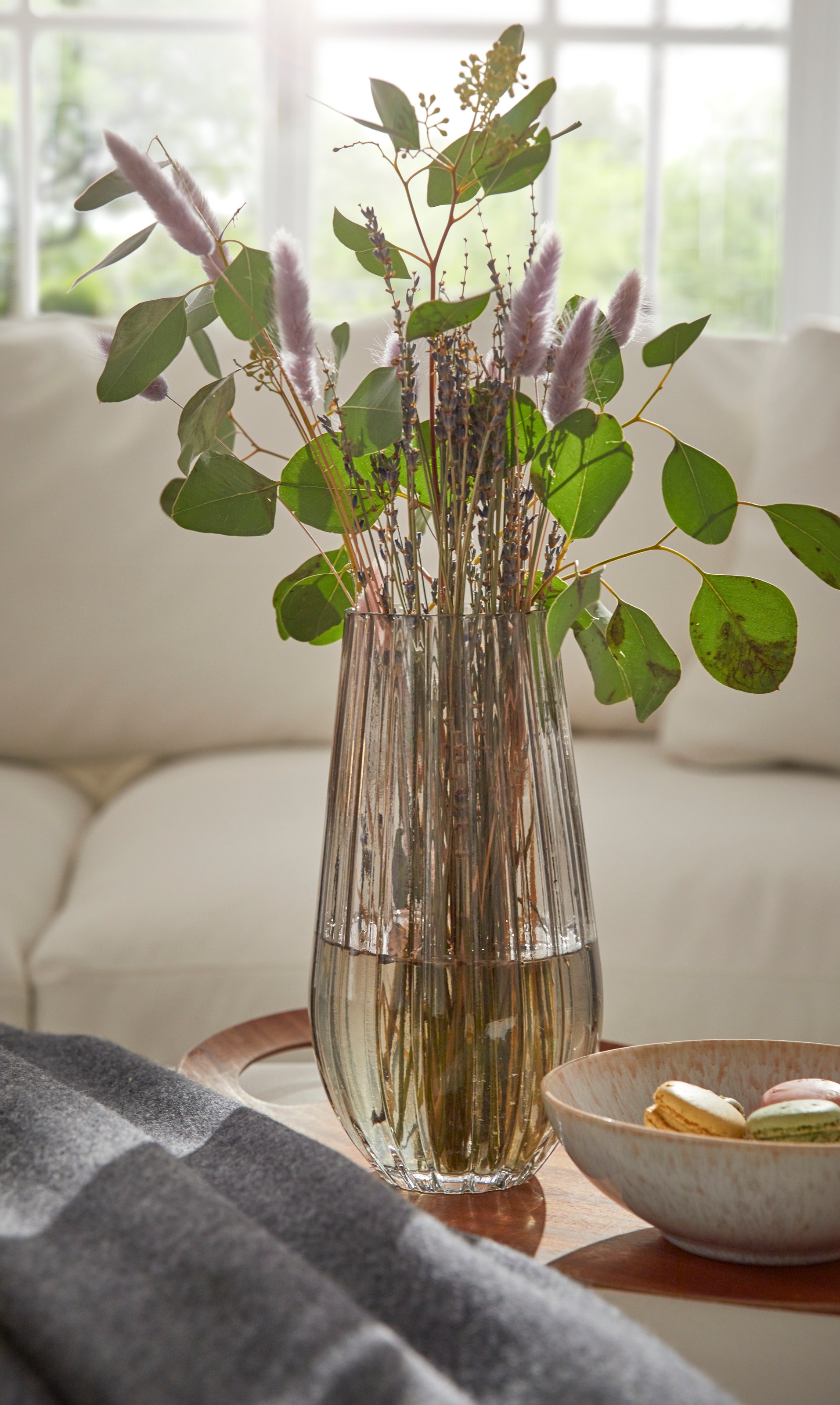 OTTO home Tischvase "Adella mit Reliefoberfläche" Blumenvase mit besonderer günstig online kaufen