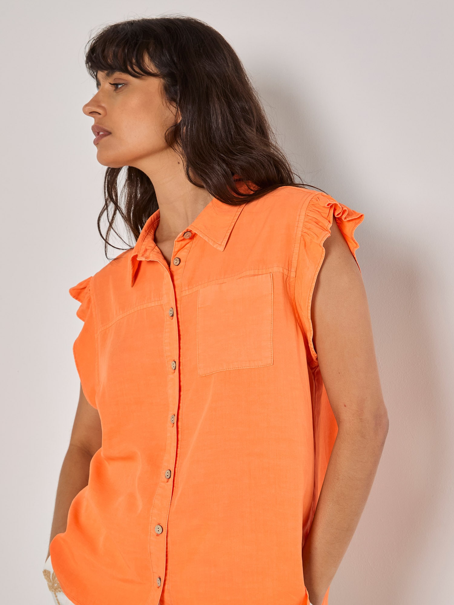 Apricot Blusentop "Bluse mit Rüschensaum" mit Brusttasche
