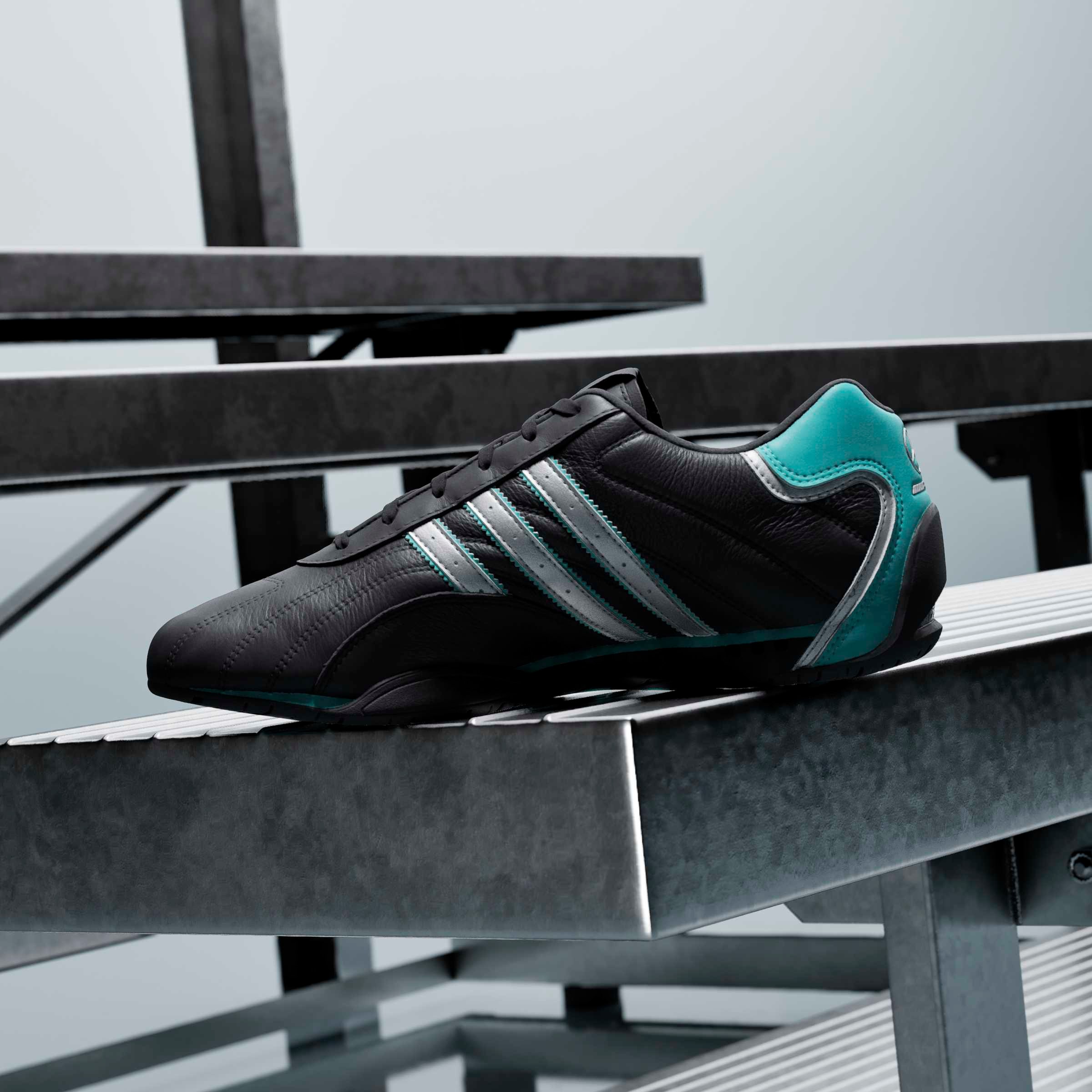 adidas Performance Sneaker »ADIRACER LO MERCEDES AMG PETRONAS F1 TEAM«