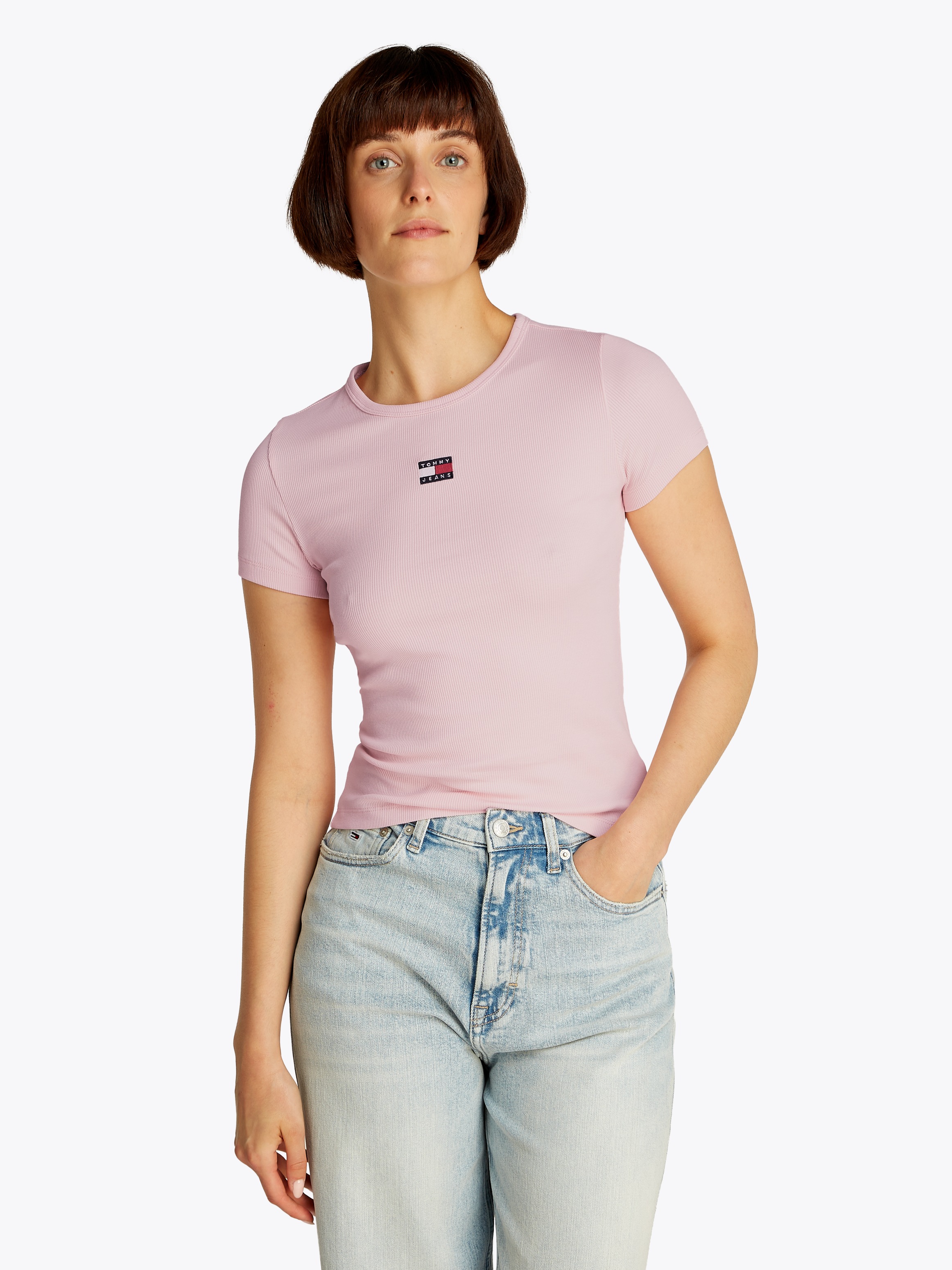 Tommy Jeans Kurzarmshirt "TJW SLIM BADGE RIB TEE" mit gerippter Struktur günstig online kaufen