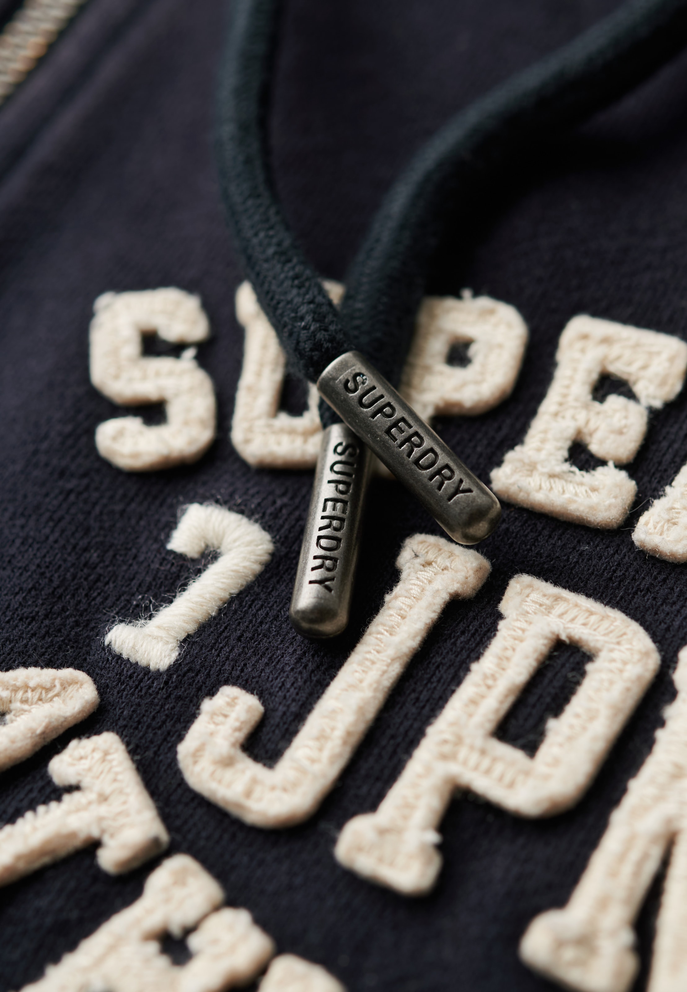 Superdry Kapuzensweatjacke »ATHLETIC RELAXED CROP ZIPHOOD«