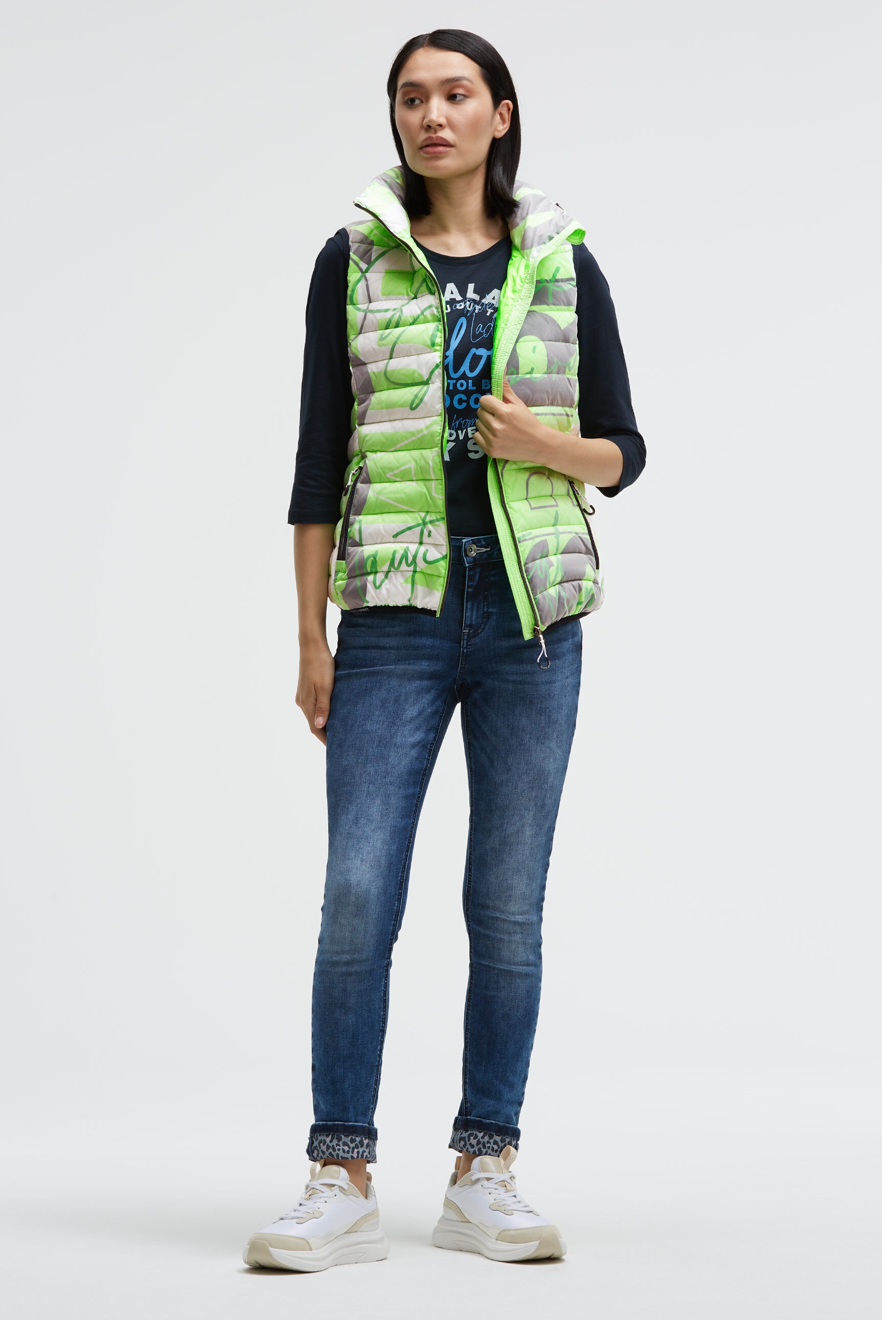 Thumbnail - SOCCX Steppweste mit integrierter Kapuze im Stehkragen