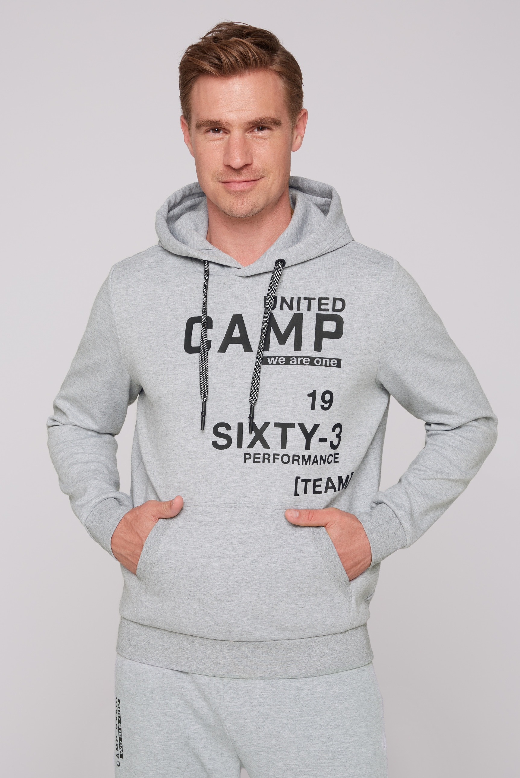 CAMP DAVID Sportinis megztinis su gobtuvu su Baum...