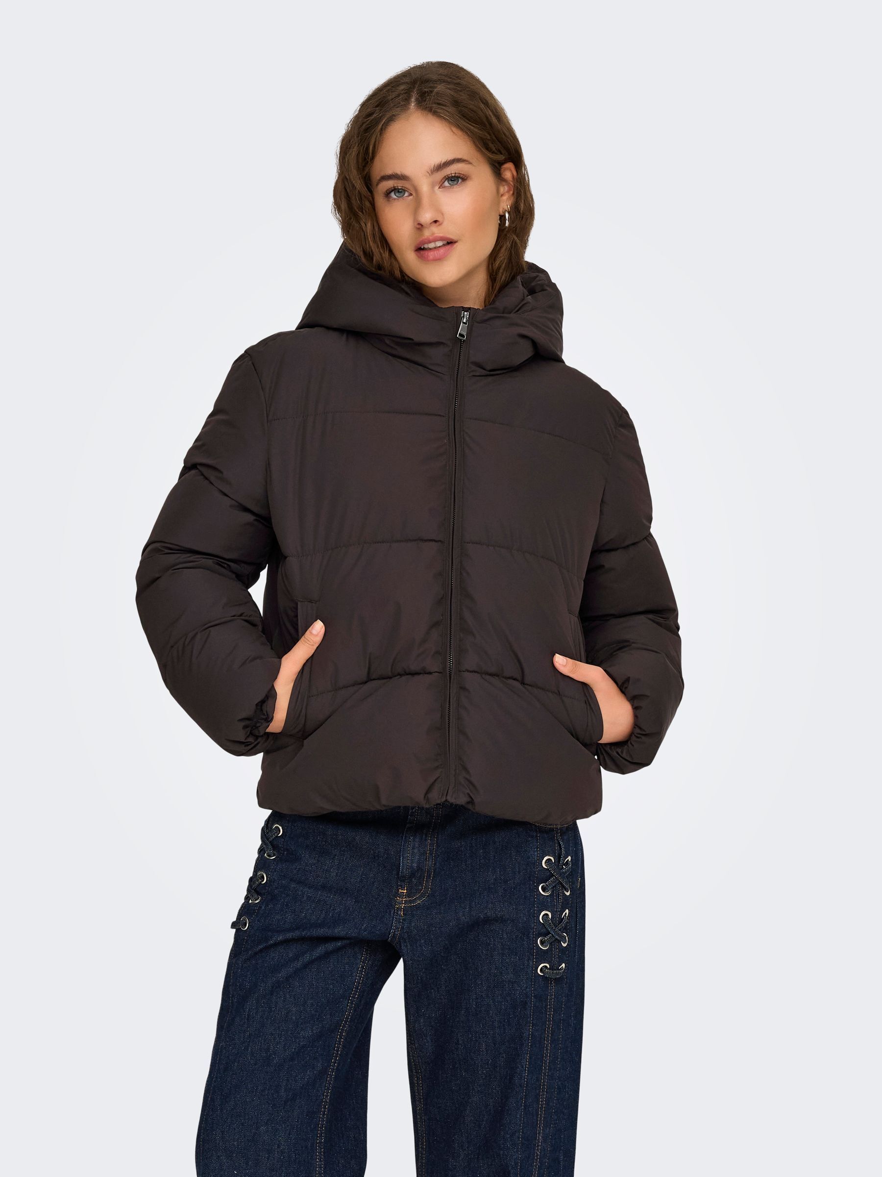 ONLY Steppjacke "ONLJUTA SHORT PUFFER OTW NOOS" mit Kapuze Kunstfaser