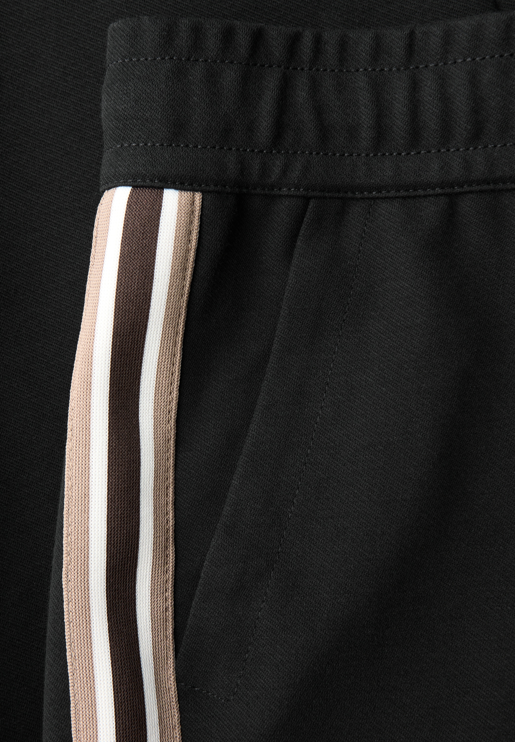 STREET ONE Stoffhose, mit elastischem Bund