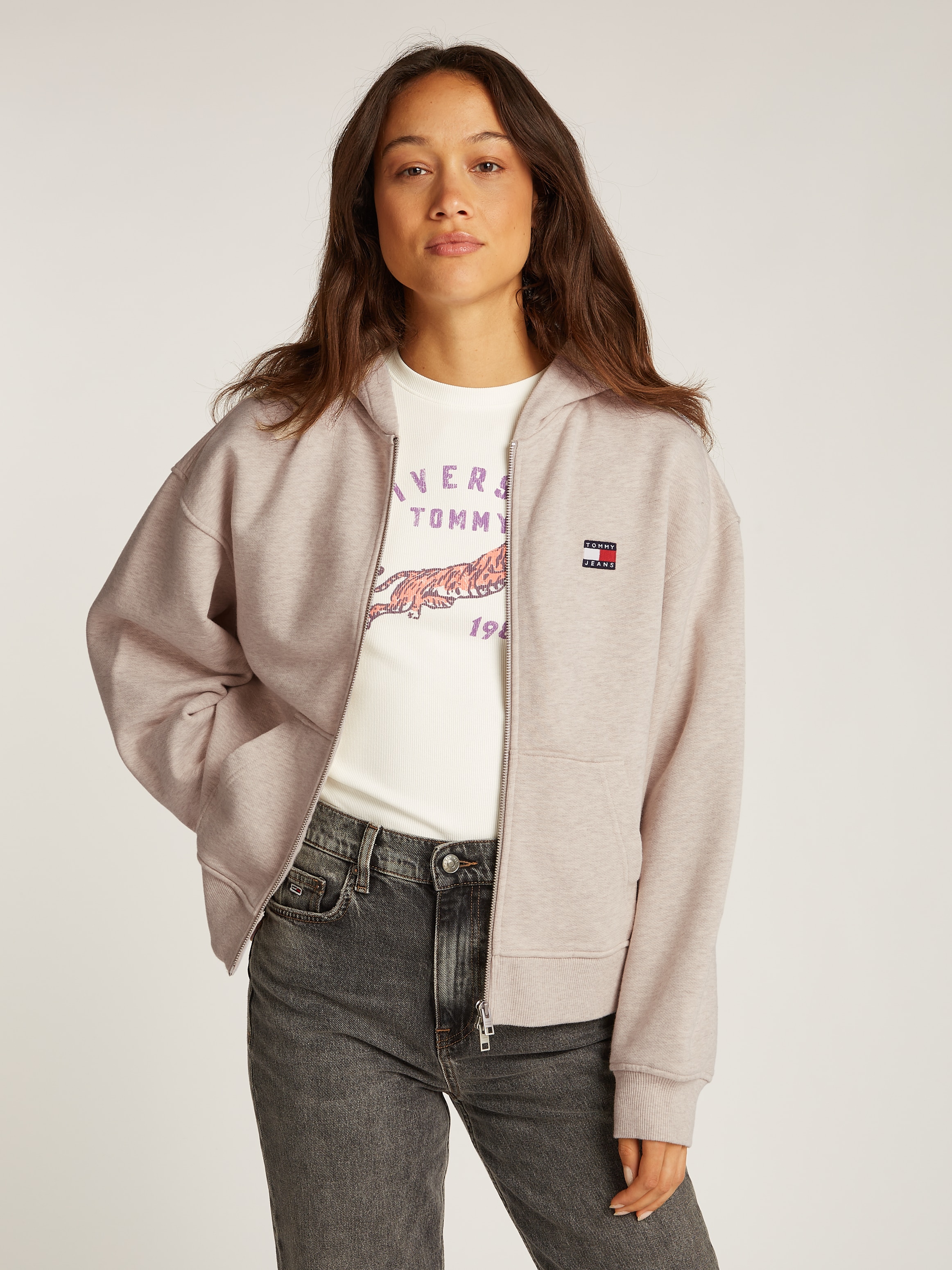 TOMMY JEANS Curve Sweatshirt »Sweatshirt TJW BOXY BADG«, in Großen Größen, 2-Wege-Reißverschluss, mit...