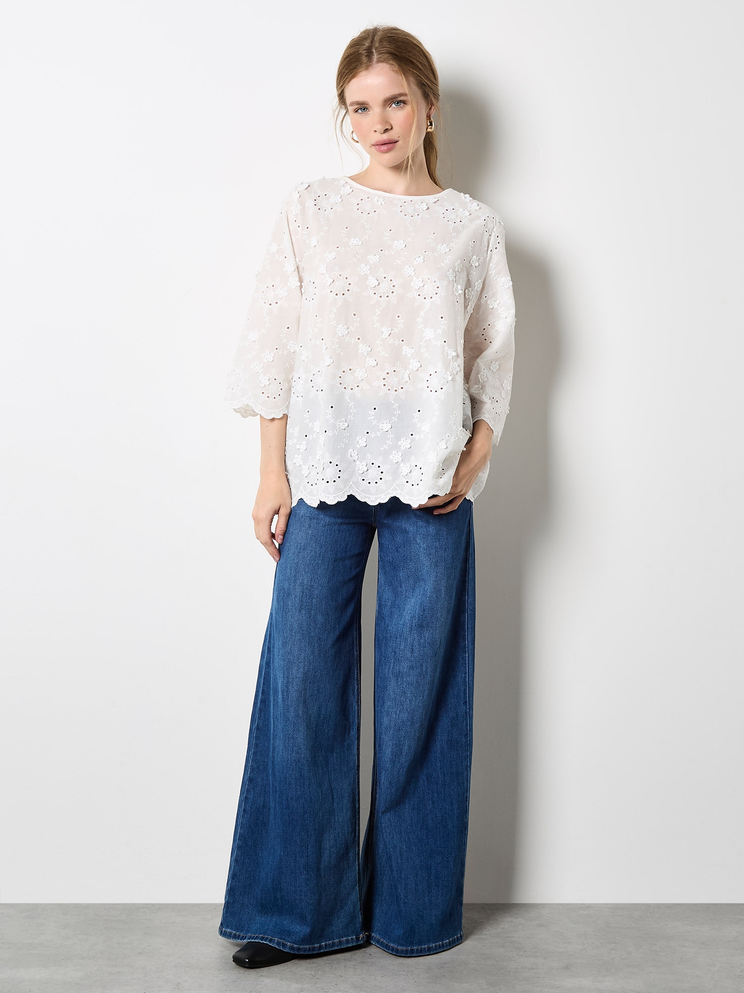 Apricot Blusentop "Blusenshirt" mit Lochstickerei und 3D Blumen