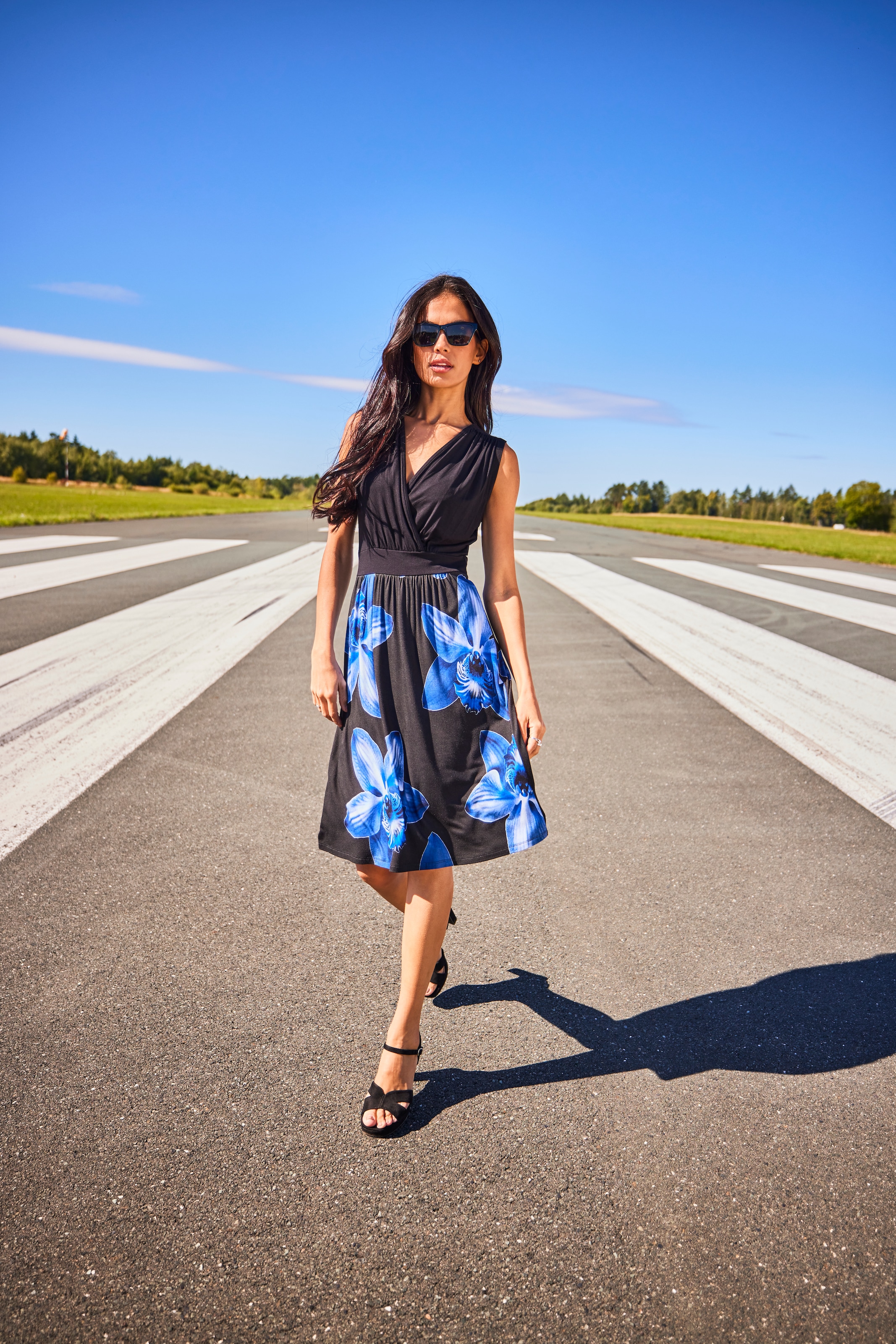 Aniston SELECTED Jerseykleid mit eleganter Wickeloptik und V-Ausschnitt - NEUE KOLLEKTION