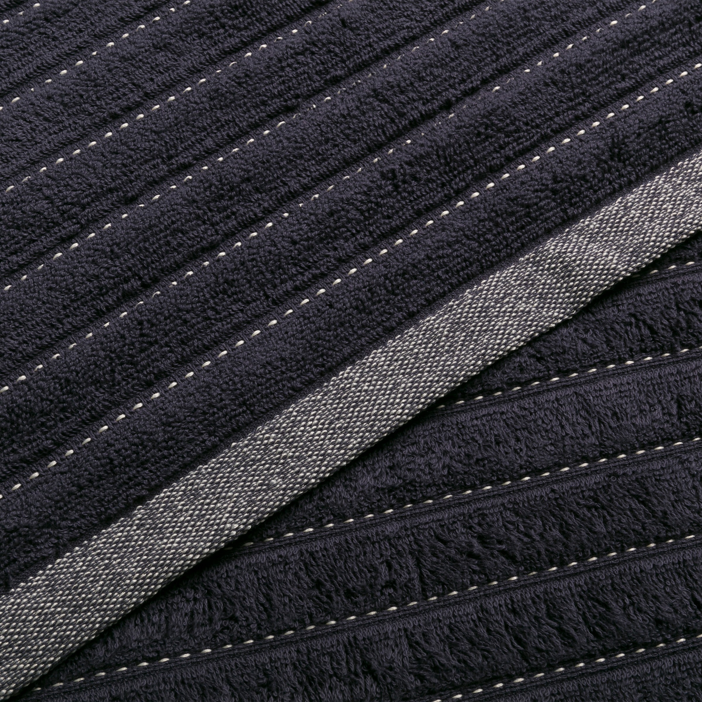 Möve Handtuch »New Heritage«, (1 St.), Mit 520g/m2 sehr voluminös