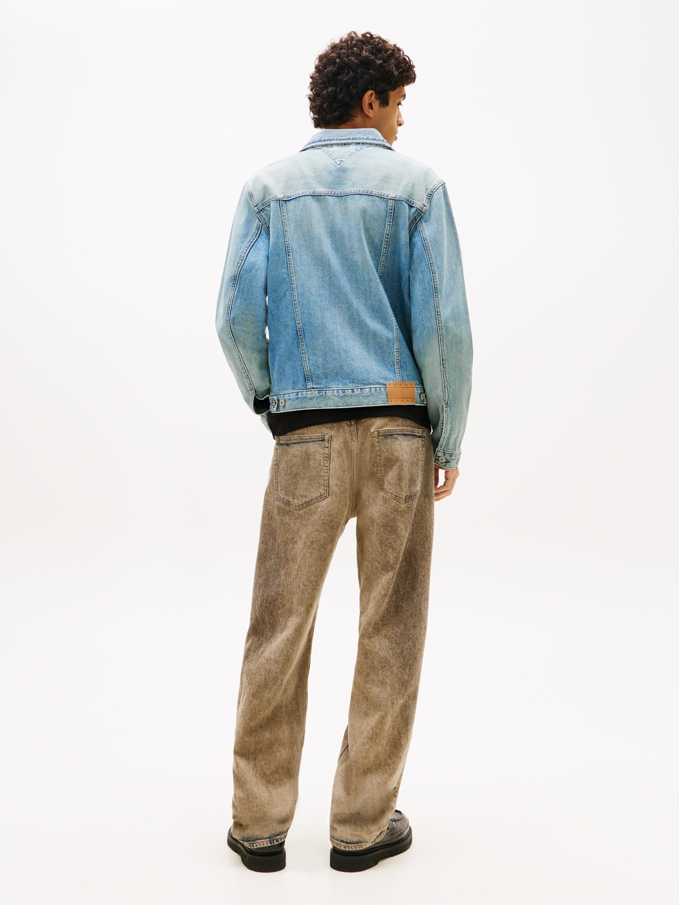 Tommy Jeans Jeansjacke »RYAN REGULAR TRUCKER« ohne Kapuze Regular fit mit Taschen