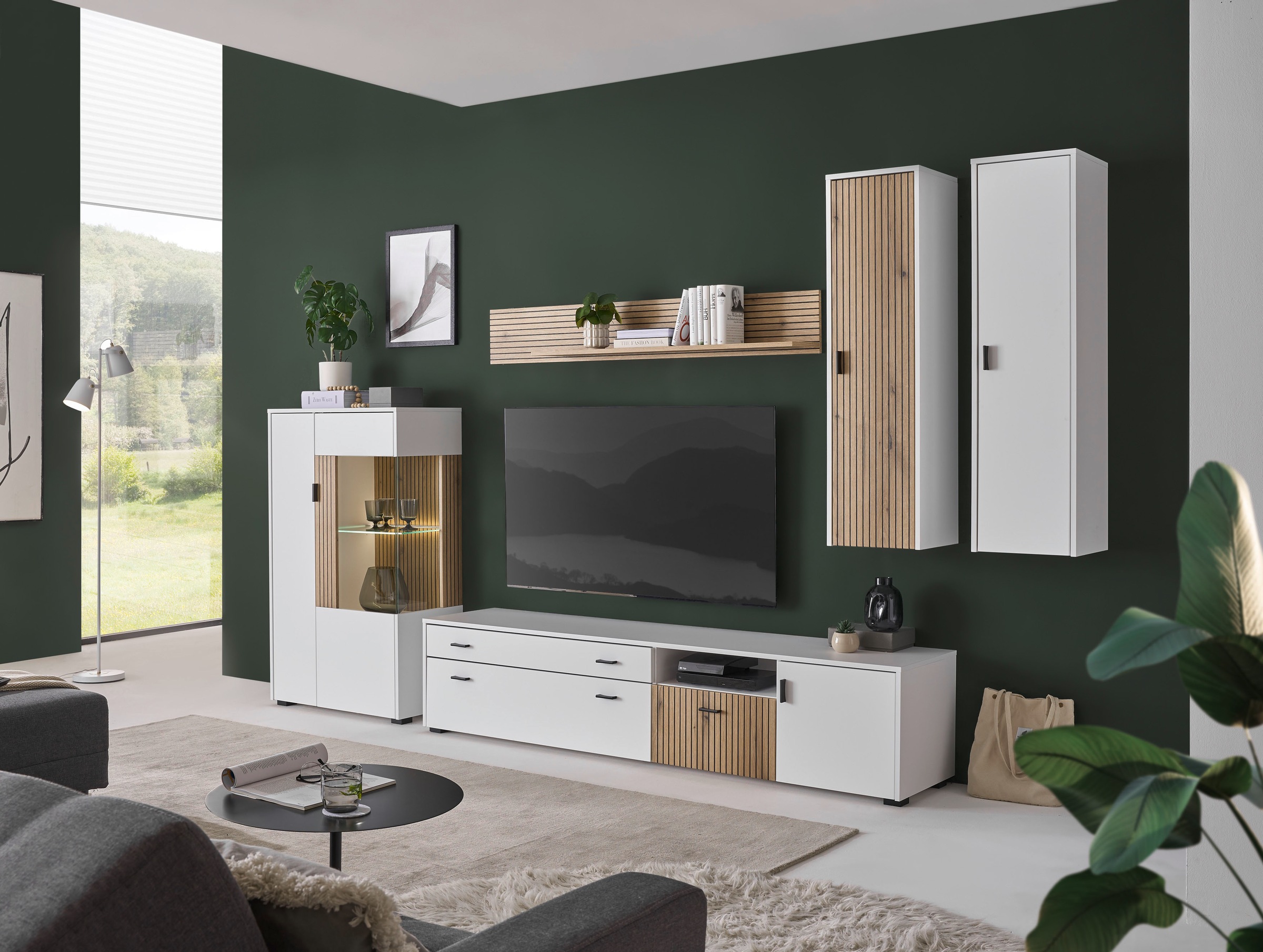 INOSIGN Wohnwand »HUDSON«, (Set, 5 St.), mit moderner Rillenoptik, Griffe aus Metall (Schwarz), Breite 328 cm