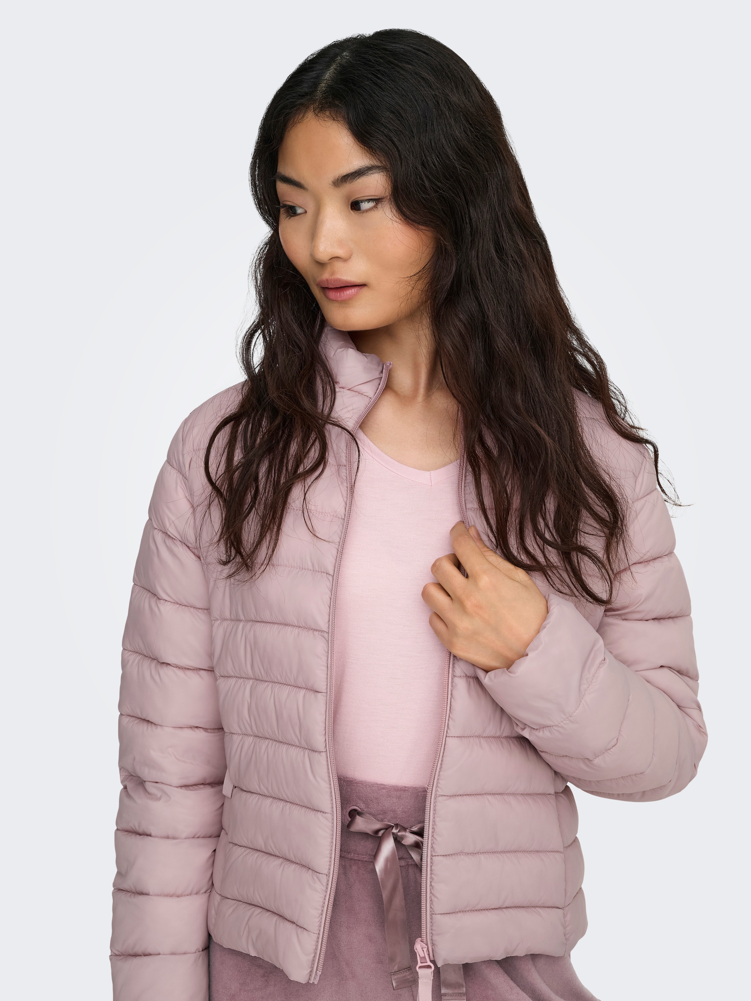 ONLY Steppjacke »ONLTAHIA LW QUILTED JACKET OTW NOOS« ohne Kapuze Kunstfaser