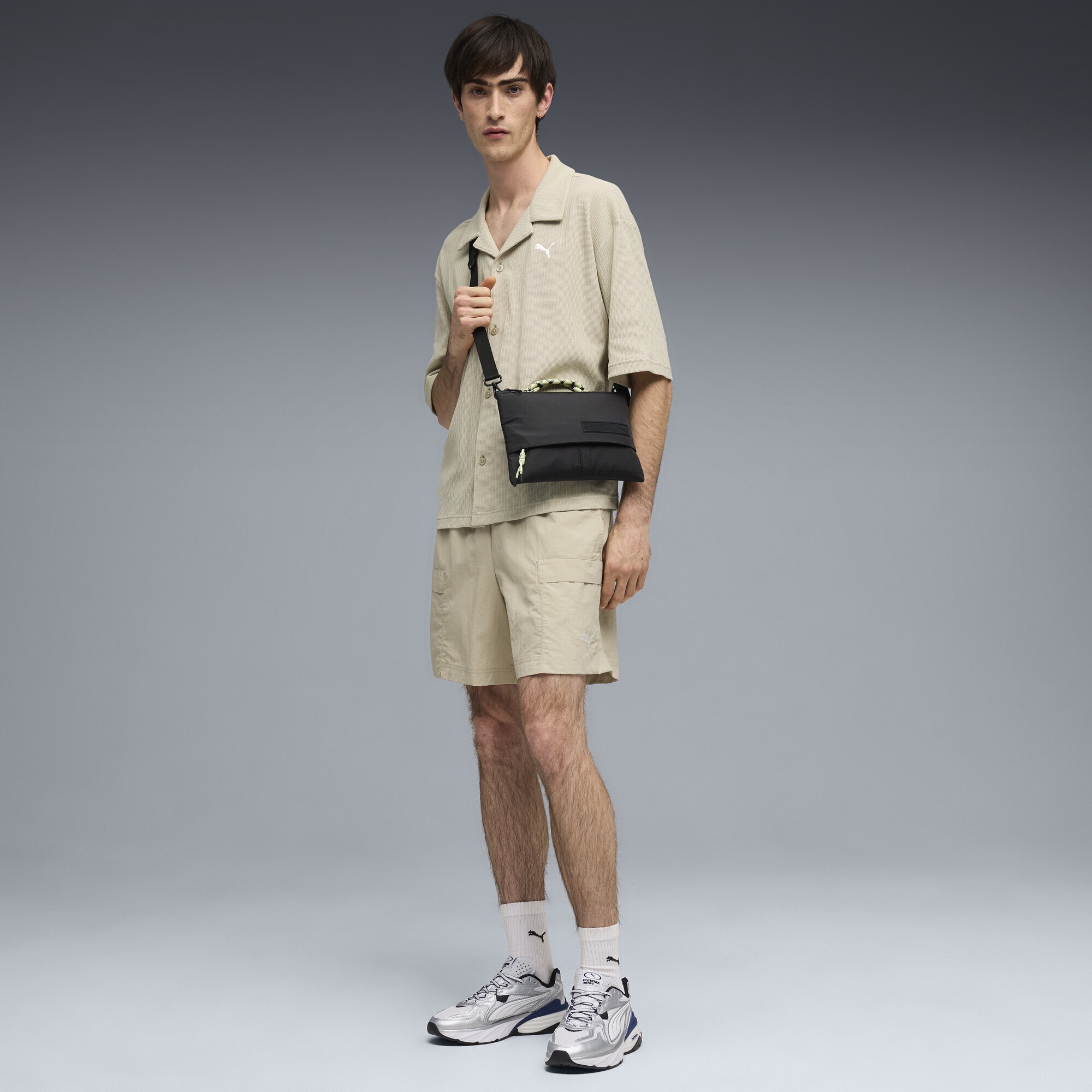 Shorts PUMA "WARDROBE ESS Relaxed 6" Cargoshorts Herren", Damen, Gr. M, Normalgrößen, pebble gray beige, Obermaterial: 100% Nylon; Seitentasche – Oben: 100% Polyester; Seitentasche – Unten: 100% Nylon; Rücktaschenbeutel: 100% Polyester, unifarben, relaxed 3