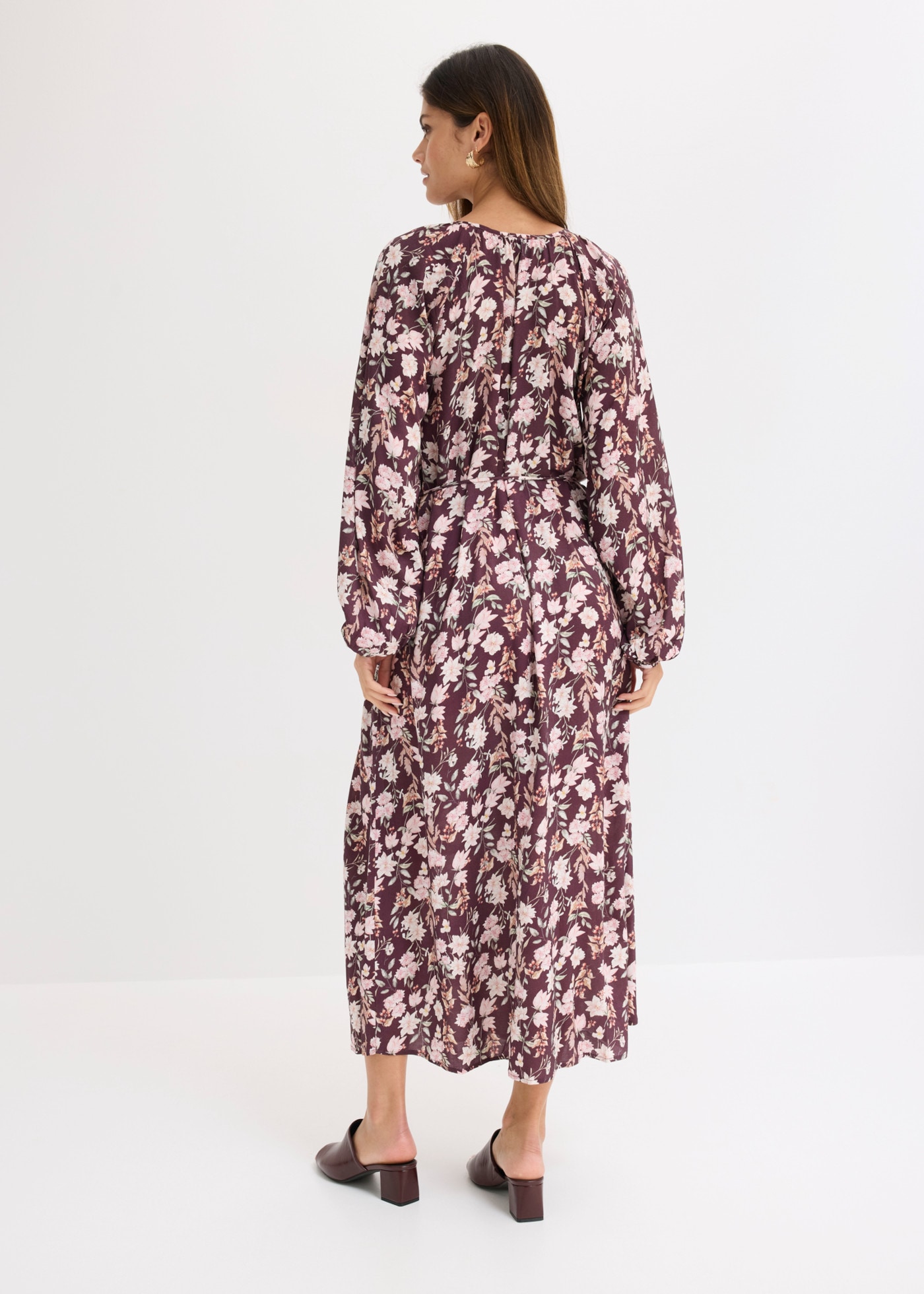 bonprix Maxikleid lässig geschnitten, mit Langarm