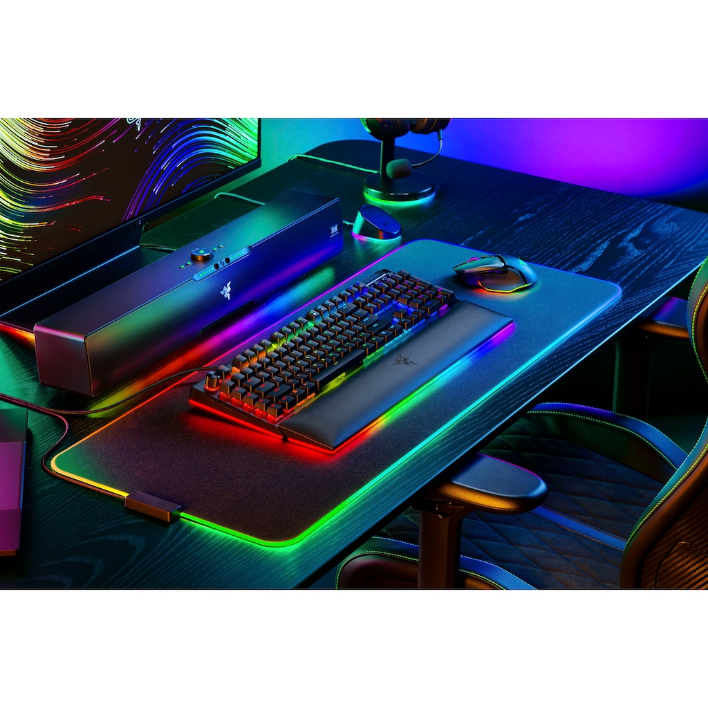 RAZER Gaming-Tastatur »BlackWidow V4 Pro Green Switch«, (Fn-Tasten-Gaming-Modus-Ziffernblock-Makrotasten-Multimedia-Tasten-Handgelenkauflage)