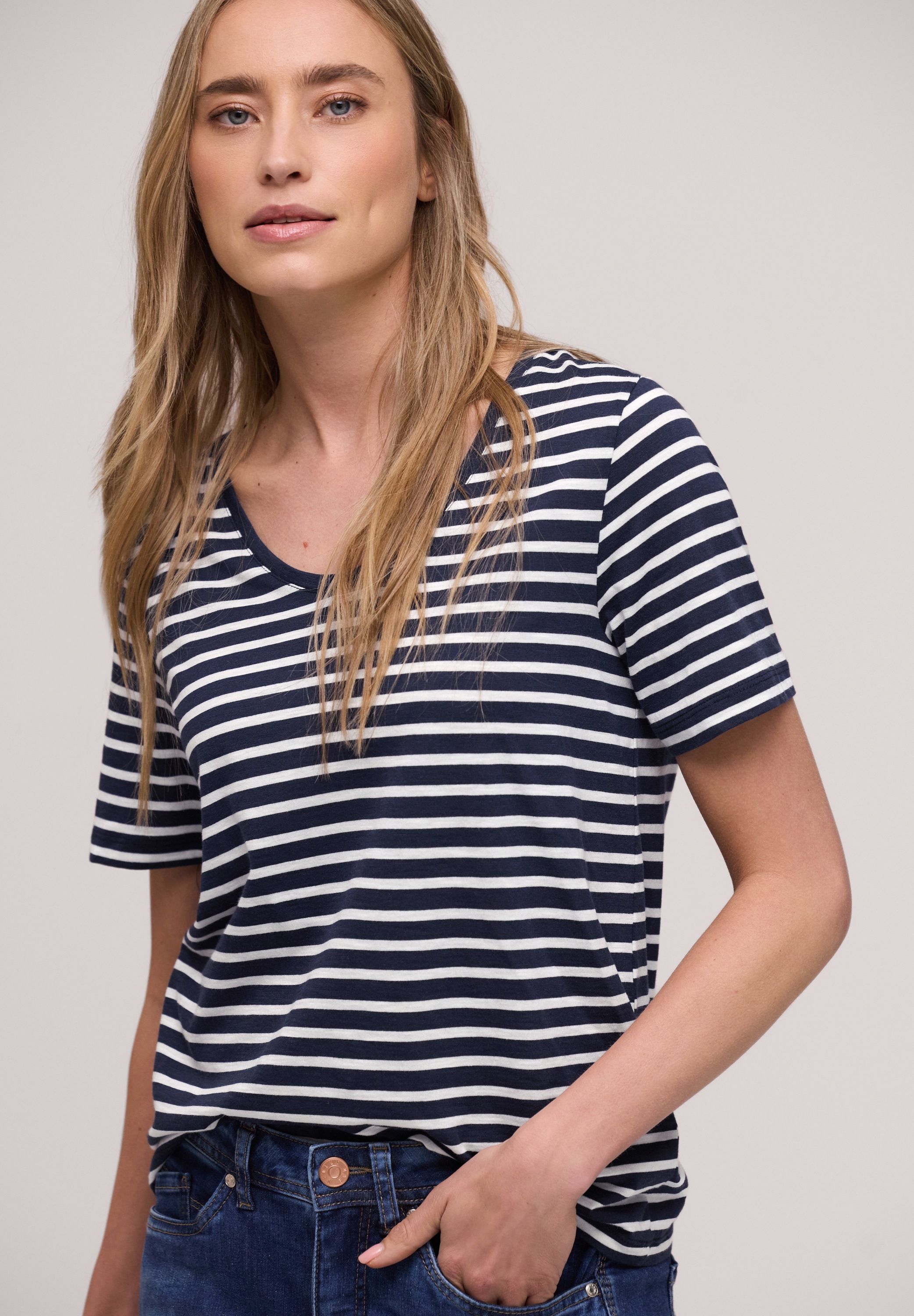 STREET ONE V-Shirt mit V-Ausschnitt günstig online kaufen