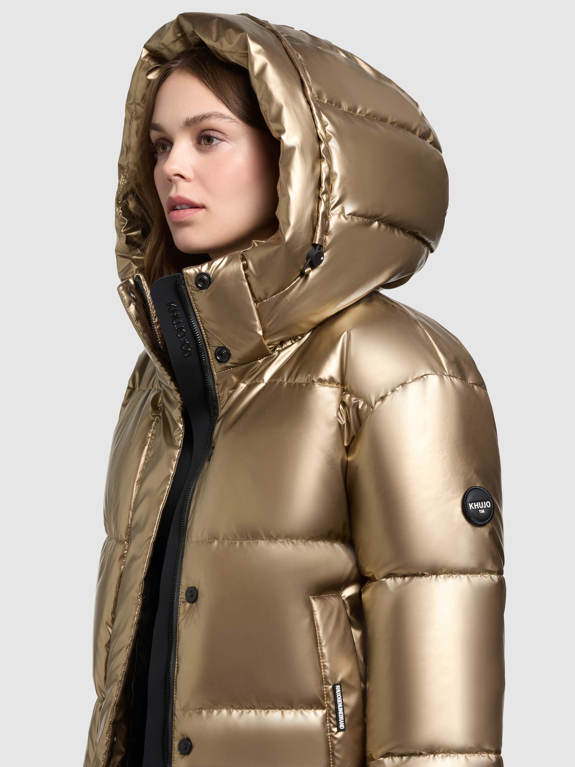 khujo Steppjacke »DEVINA2 SHINY« mit Kapuze abnehmbare Kapuze, Windschutzblende mit Magnetverschluss