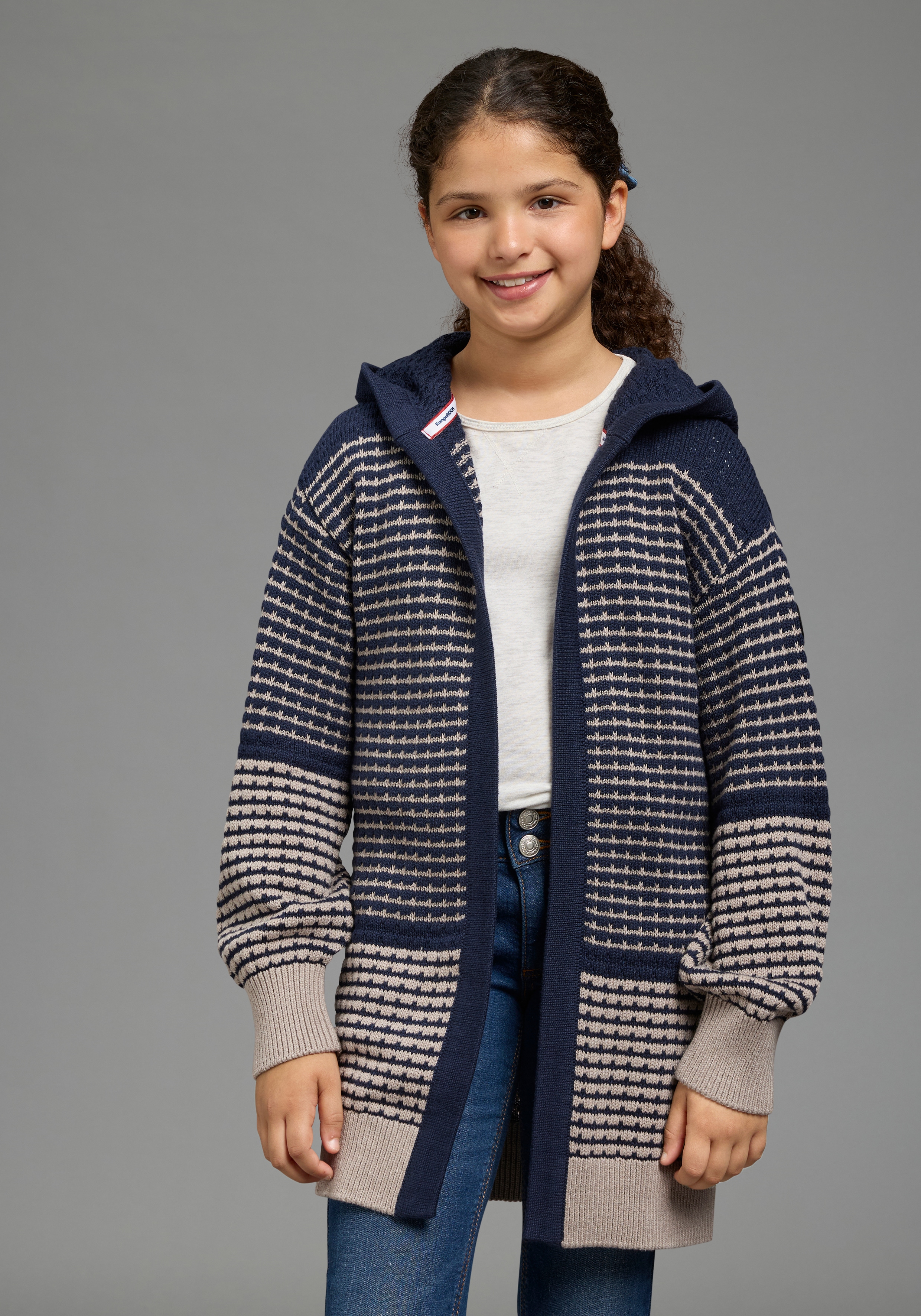 KangaROOS Strickjacke "Long-Strickjacke mit modischen Ringelmuster von KangaROOS" Lange Strickjacke, lässig geschnitten, Grobstrick-Qualität