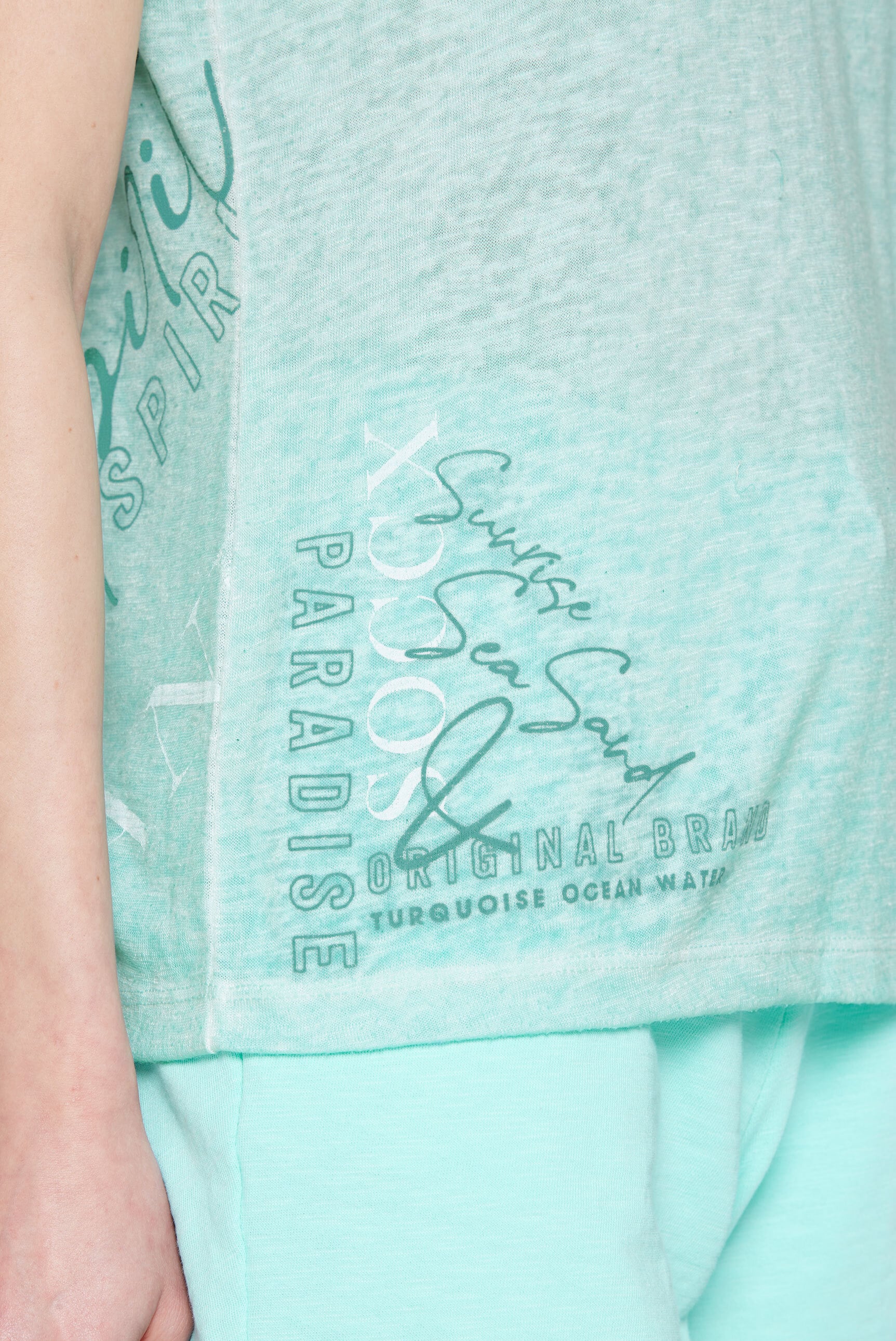 SOCCX Rundhalsshirt, mit fixierten Turn-Up-Ärmeln