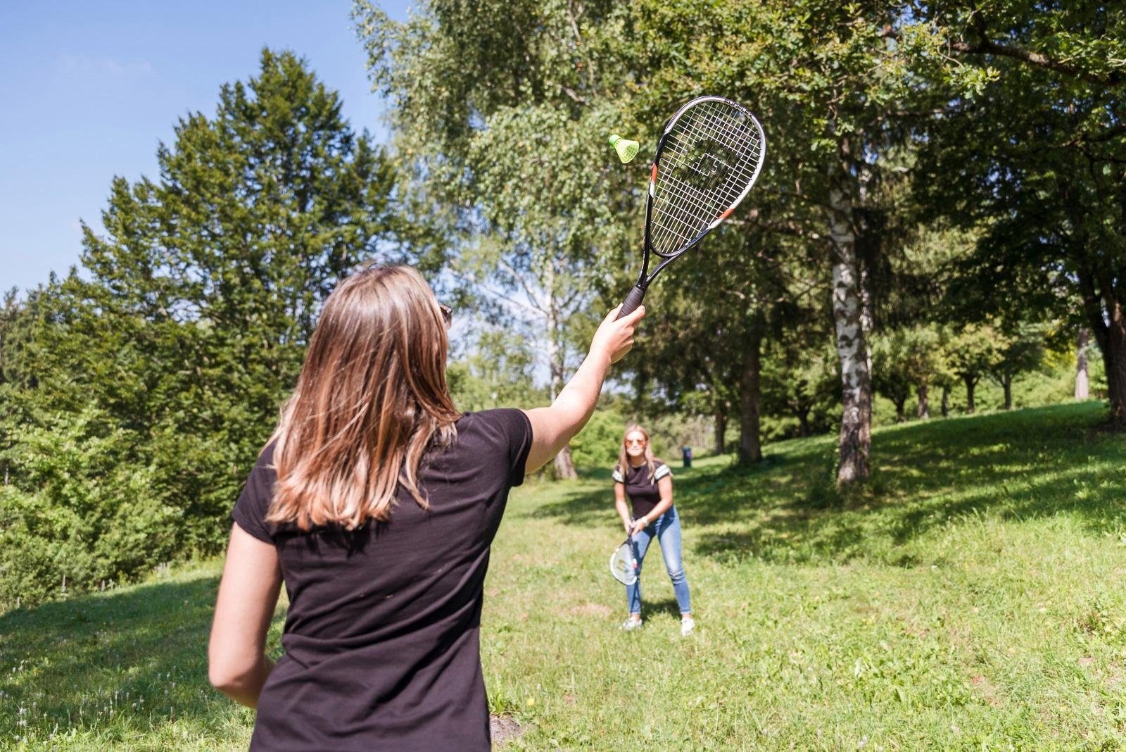 | Speed-Badmintonschläger Schlägerhülle-mit tlg., BAUR Tasche) Sunflex Badminton Bällen-mit »Speed (Set, mit Sonic«, 5