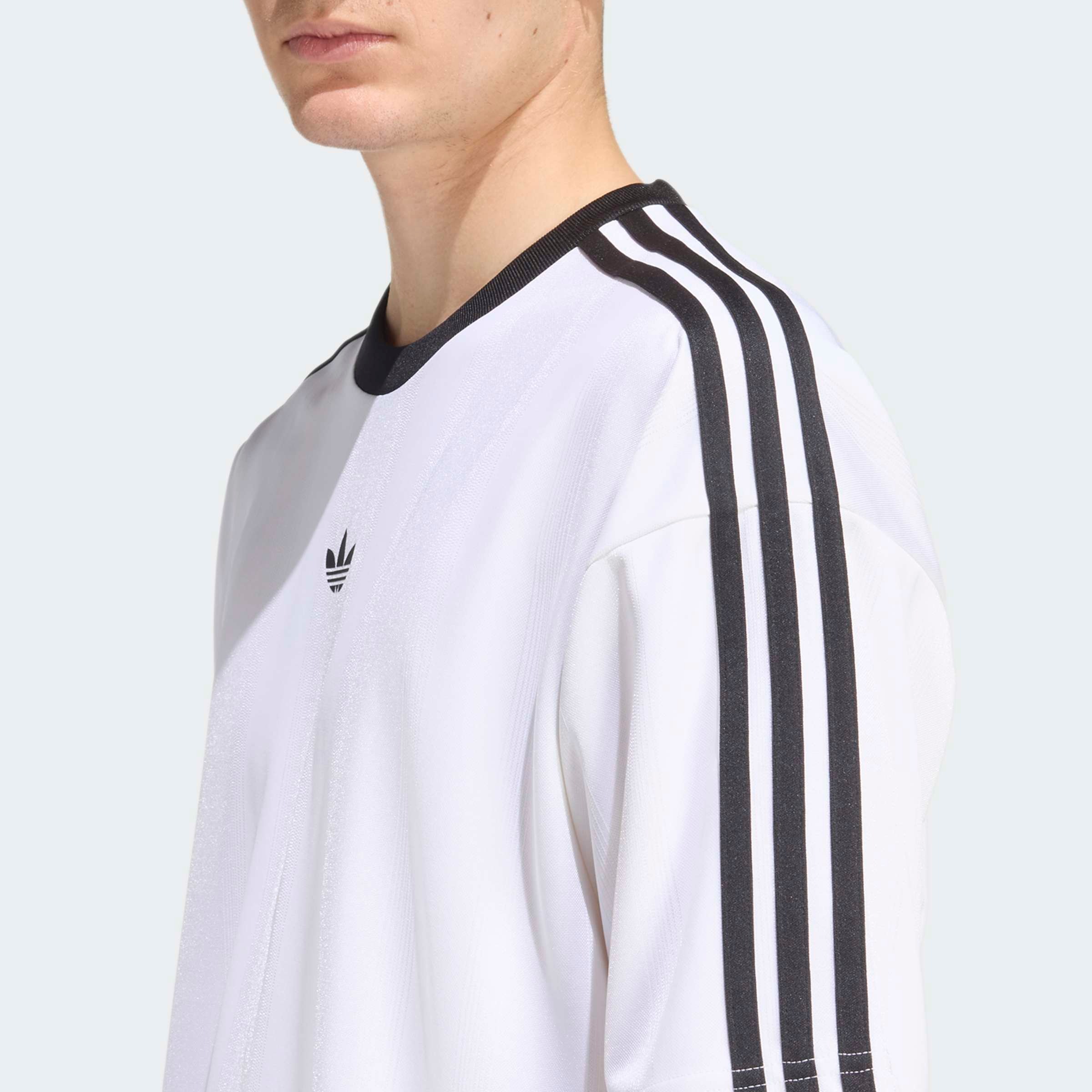 T-Shirt ADIDAS ORIGINALS "ADIDAS ADICOLOR JACQUARD TRIKOT", Herren, Gr. 3XL, weiß, Obermaterial: 100% Polyester, Rundhals, Shirts T-Shirt, lockere Passform, Rundhalsausschnitt, mit klassischem Trefoil Logo 2