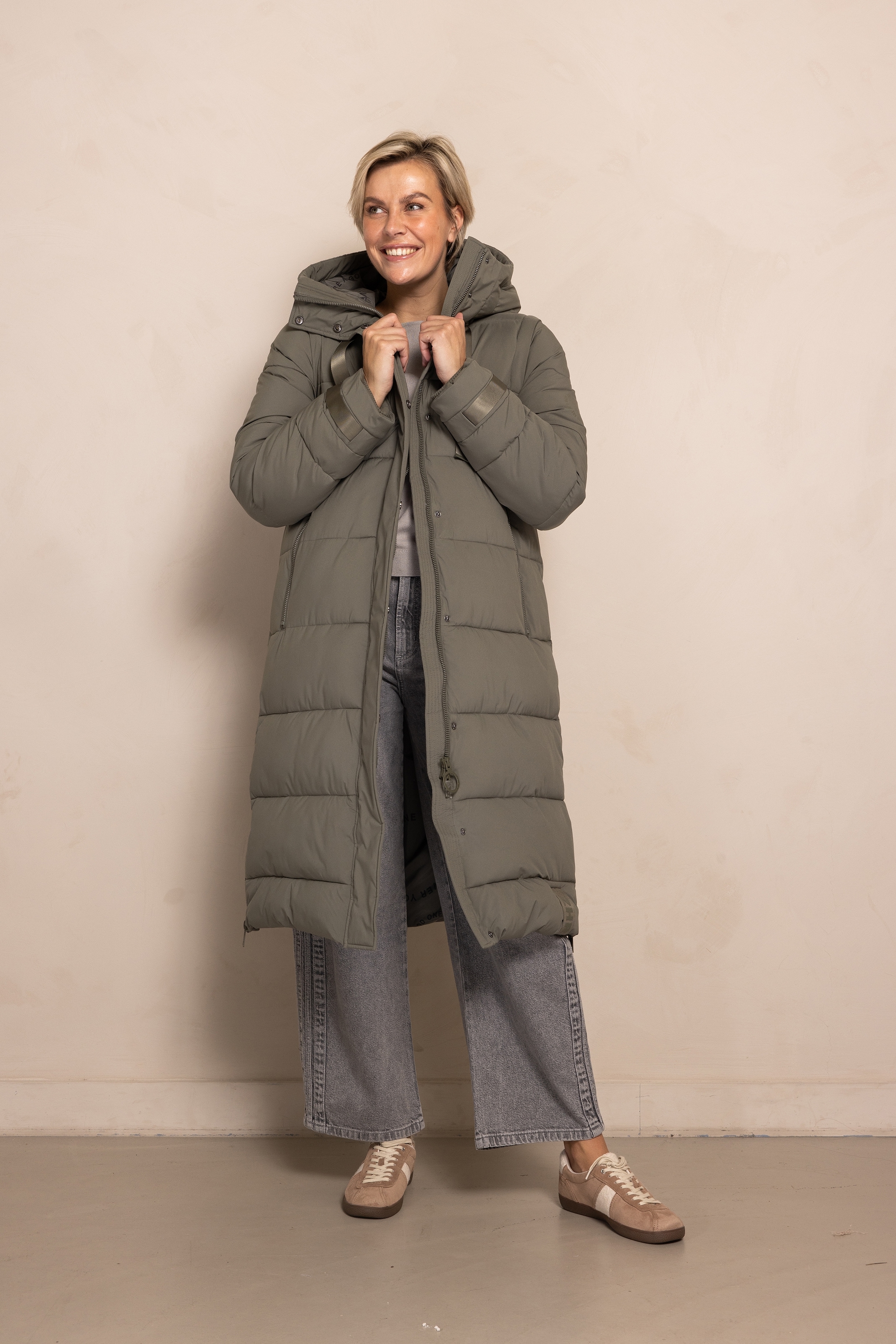 Zhrill Langjacke "ZHISI MAX NEW", mit Kapuze, gesteppt, mit Kapuze günstig online kaufen