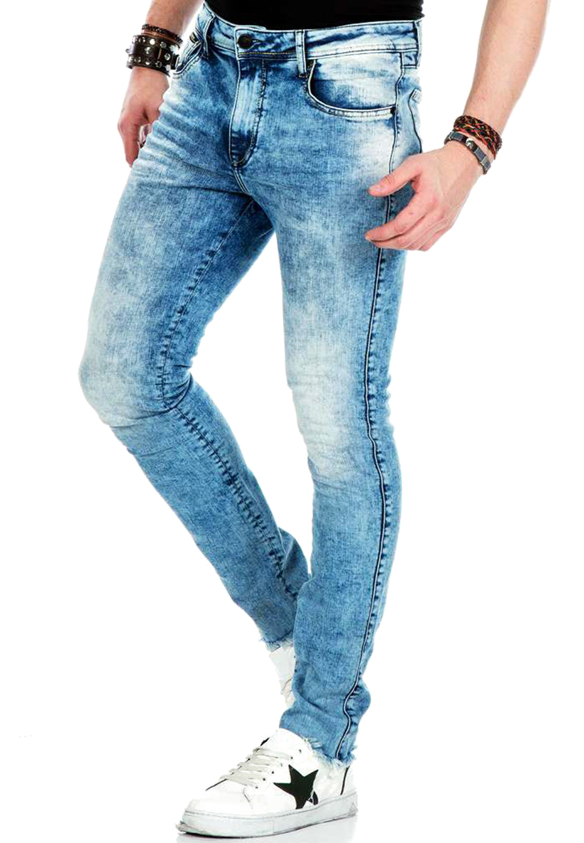 Cipo & Baxx Slim-fit-Jeans, im Slim Fit-Schnitt