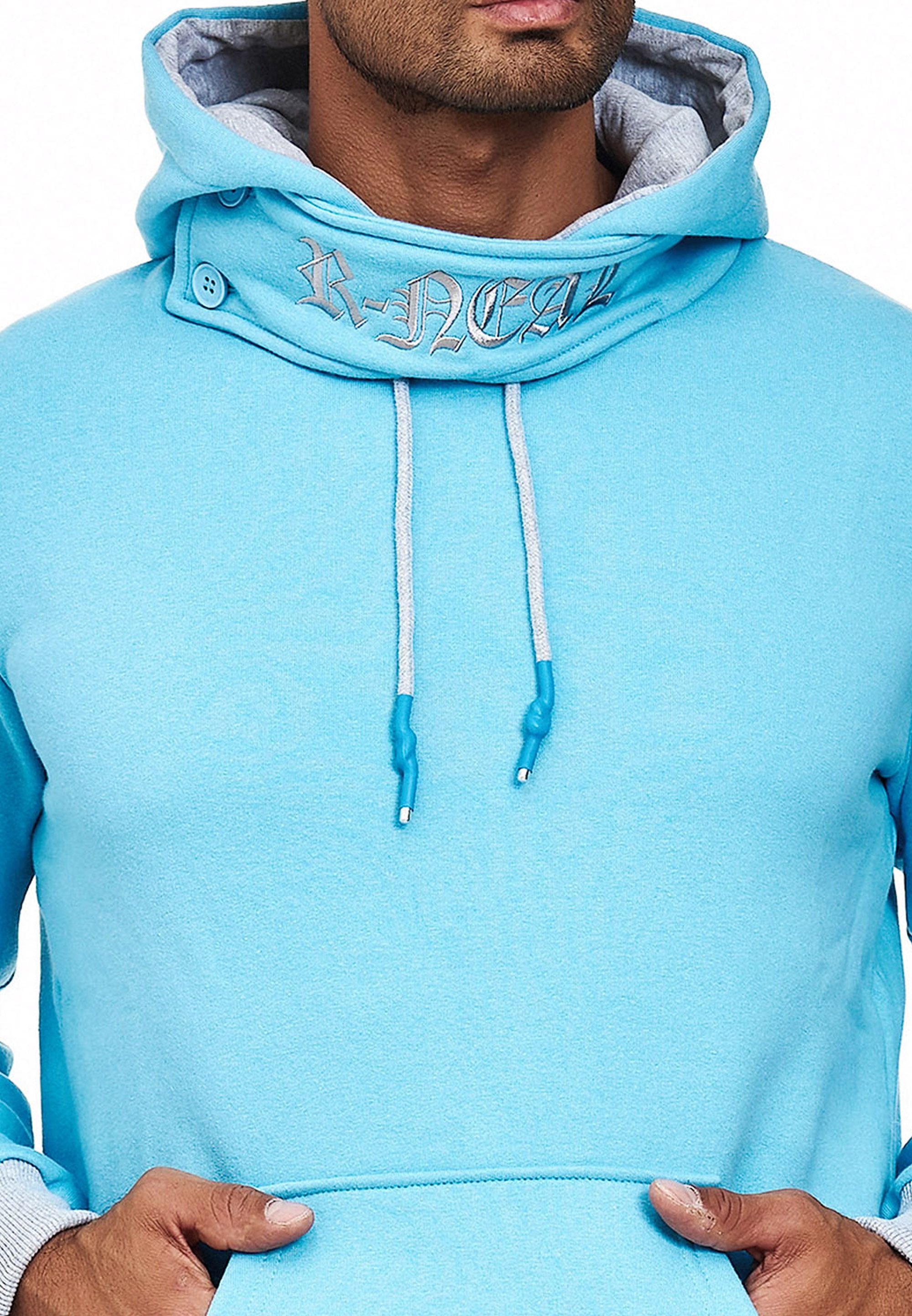 Rusty Neal Kapuzensweatshirt, mit modernem Schnitt