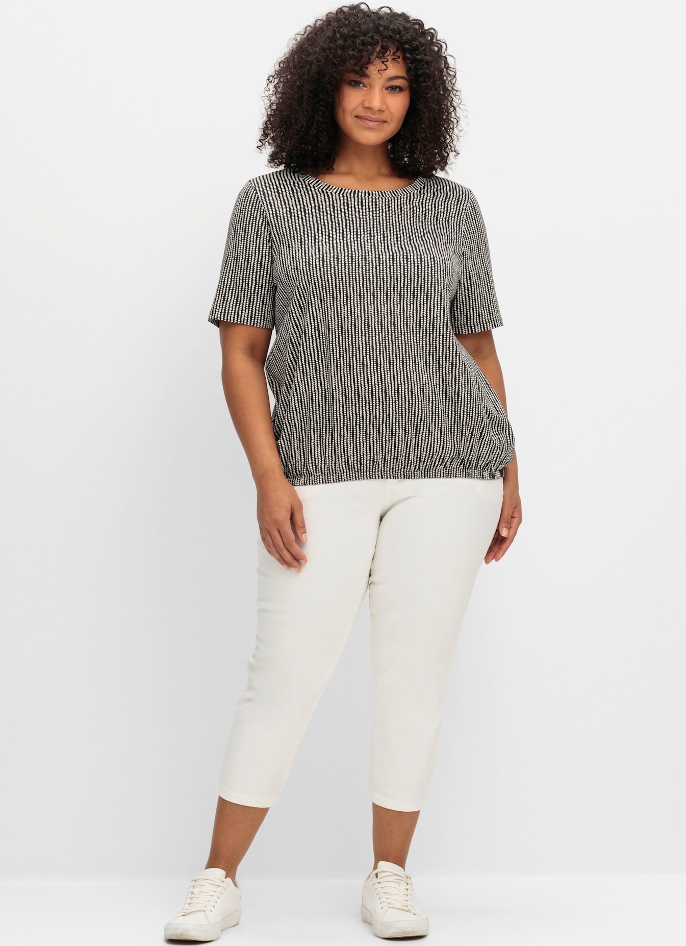 Sheego Kurzarmshirt "Rundhalsshirt" 1 Stk. günstig online kaufen