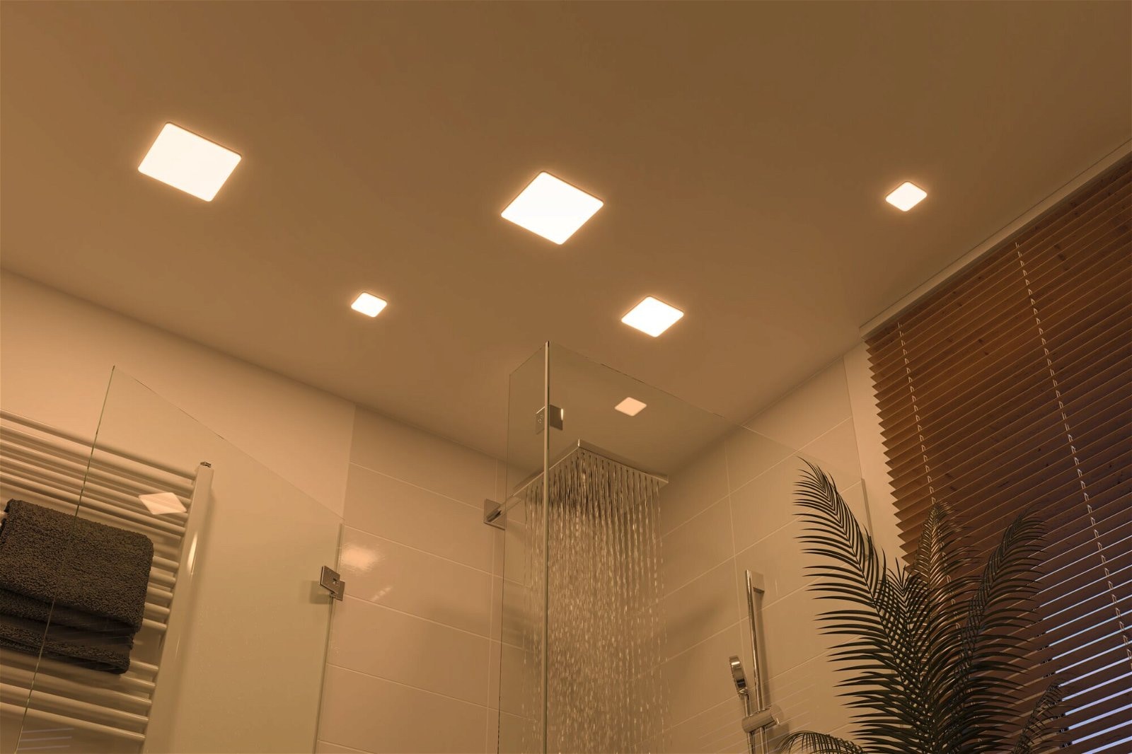 Paulmann LED Einbauleuchte »VariFit Veluna IP44 eckig 75x75mm 4,5W 360lm 3000K Satin«, 1 flammig, Einbaupanel