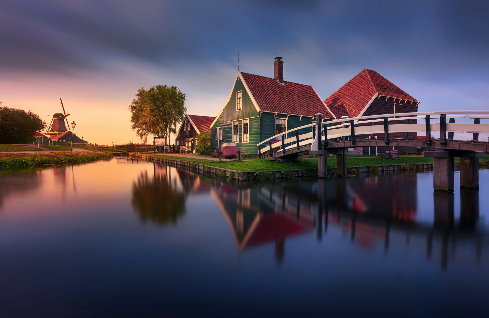 Papermoon "Photo-Art JESUS M GARCIA, ZAANSE SCHANS GREEN HOUSE"