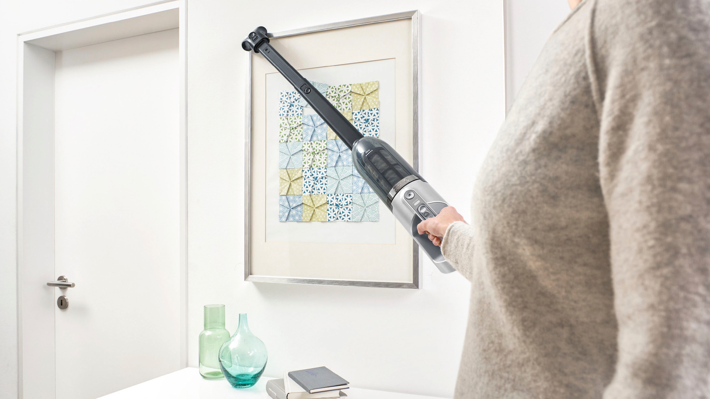BOSCH Akku-Hand-und Stielstaubsauger »Flexxo Gen 2 Serie 4 BBH3K2801«, 28 V, Power Düse mit LED, integriertes Zubehör, silber