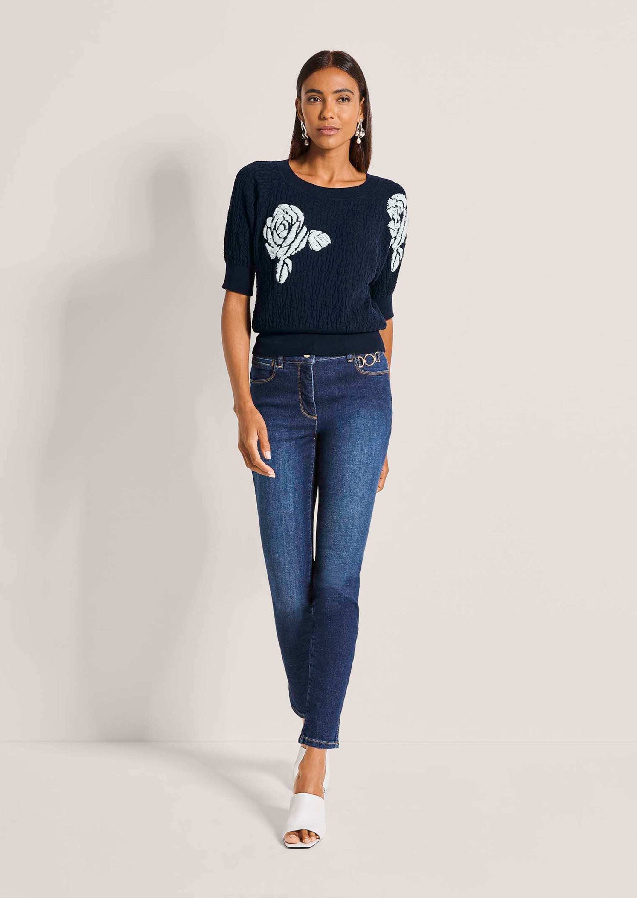 MADELEINE Longpullover "Cloqué-Pullover Feinstrickpullover mit Blütenmuster günstig online kaufen