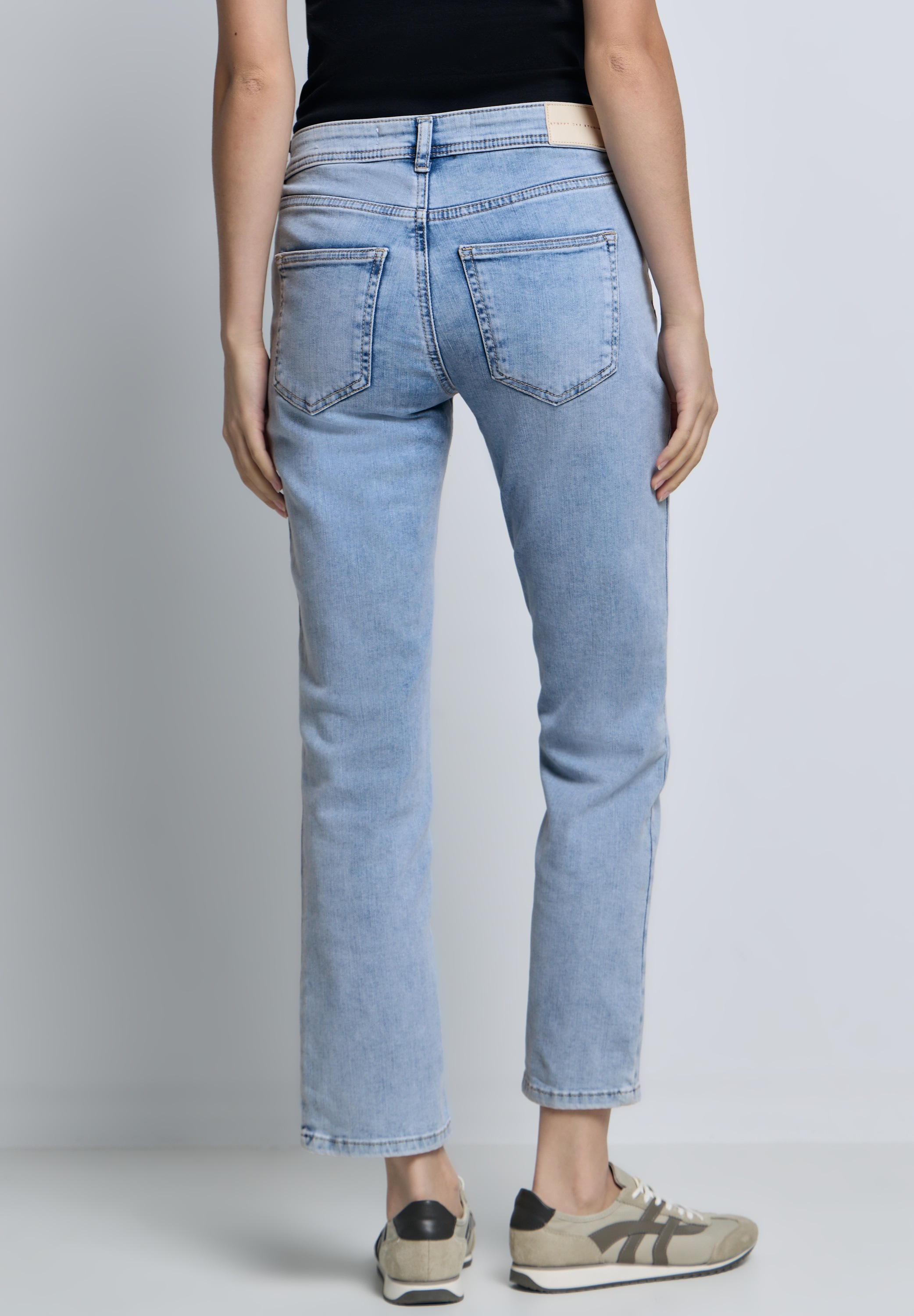 STREET ONE STUDIO Slim-fit-Jeans Middle Waist günstig online kaufen