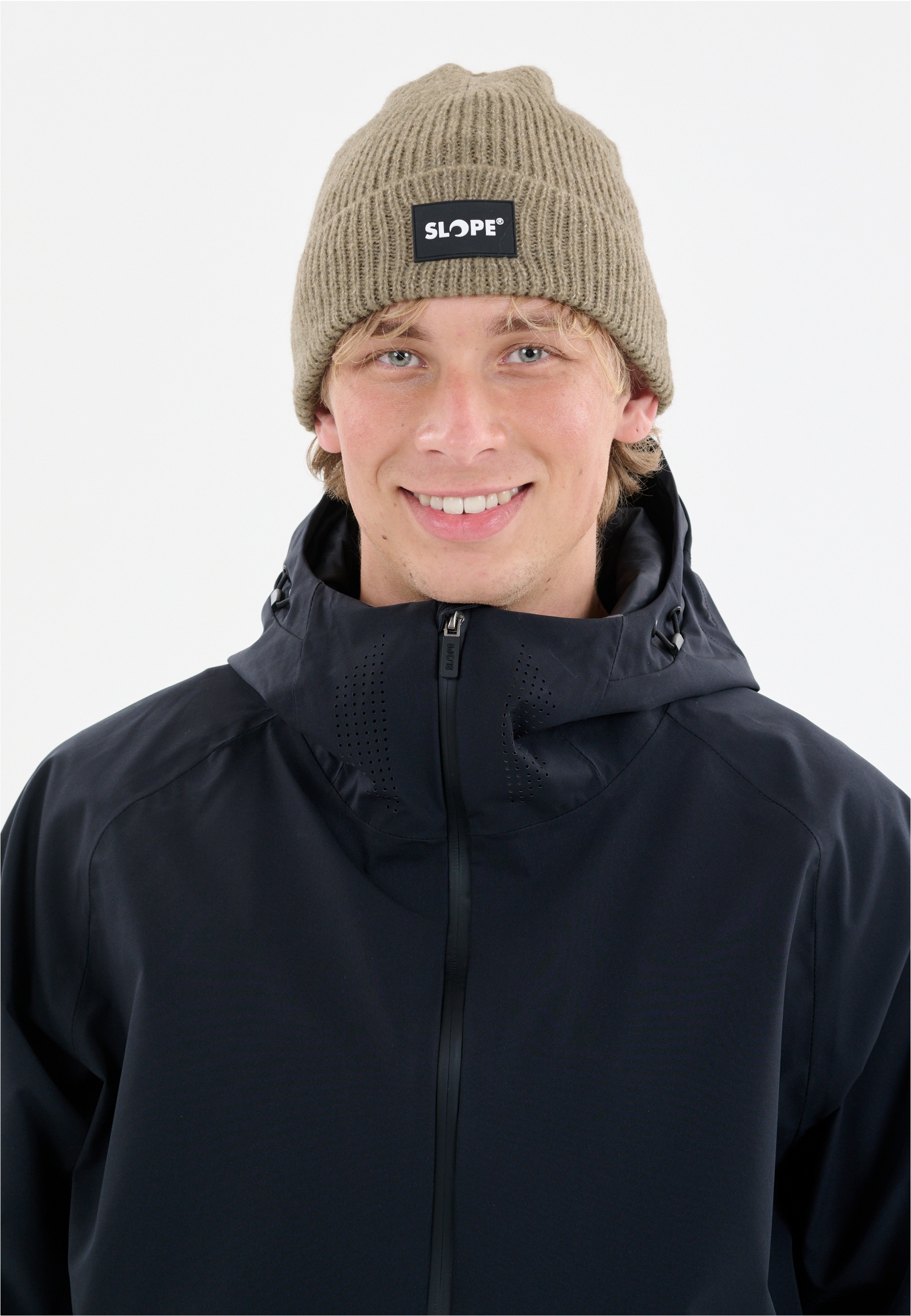 SLOPE Beanie »Andi« aus wärmenden Materialmix