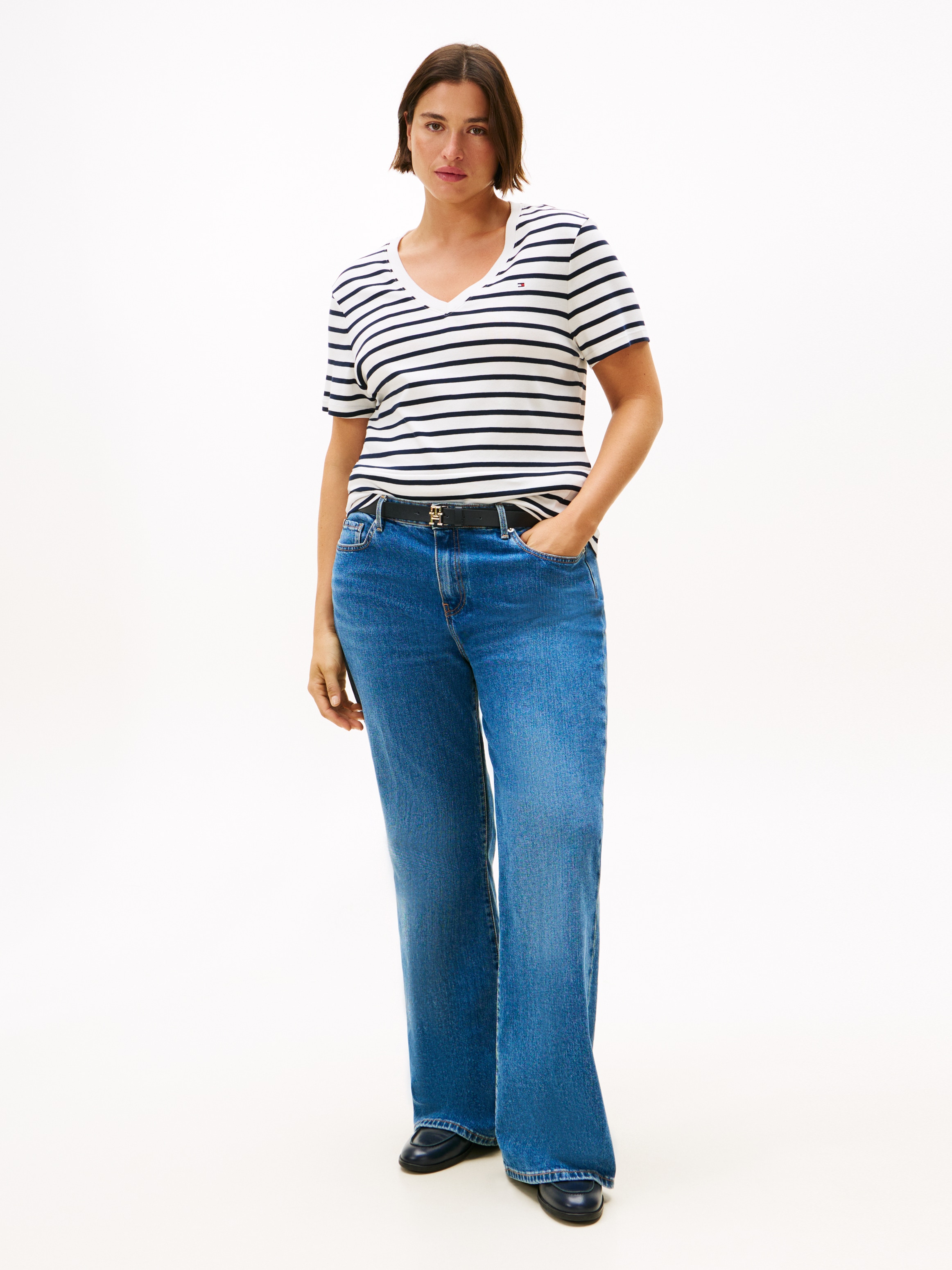 Tommy Hilfiger Curve V-Shirt »CRV SLIM CODY V-NK SS«, in Großen Größen