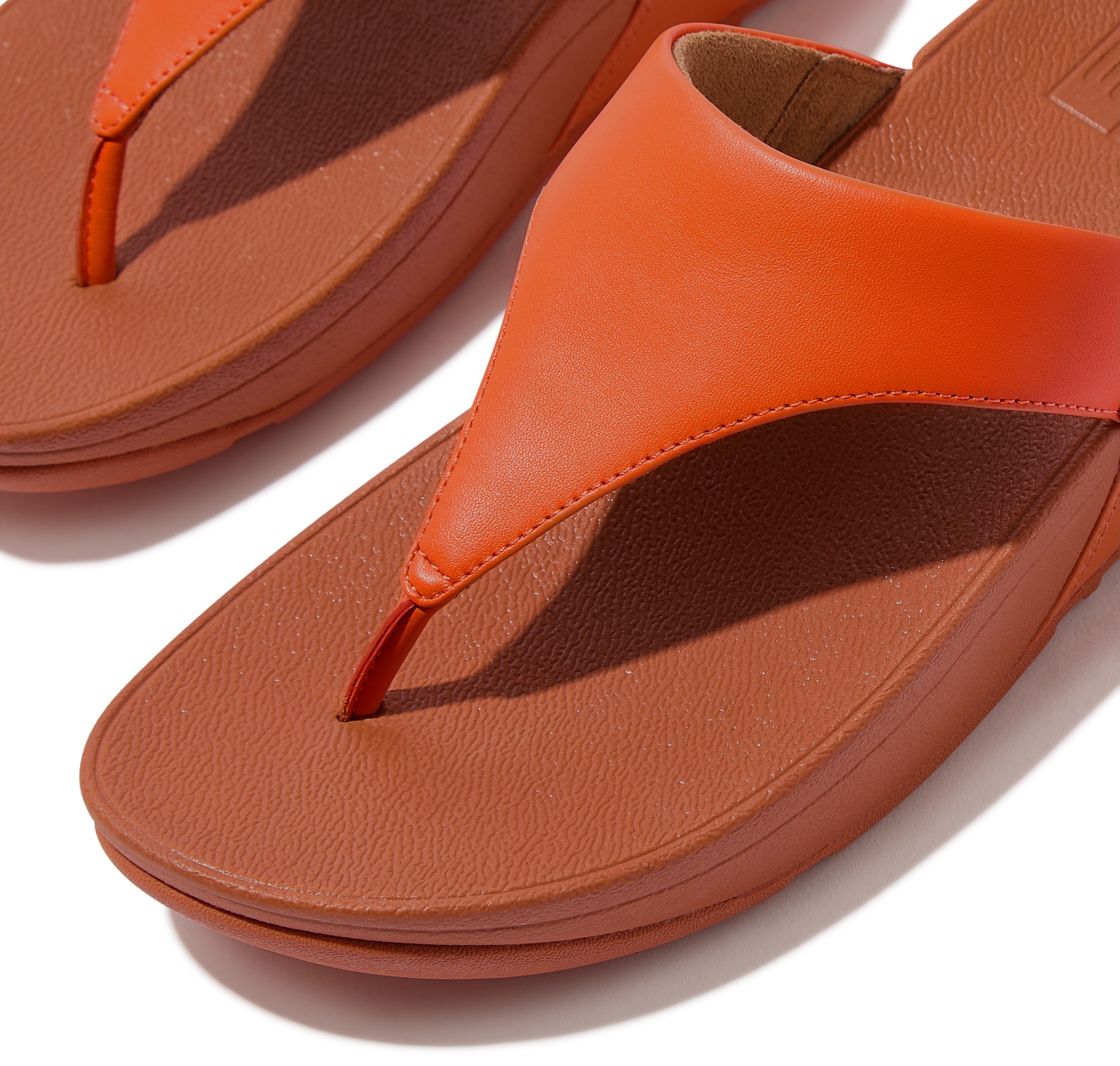 Fitflop Dianette »LULU LEATHER TOEPOST«, Pool Slides, Pantolette, Badeschuh mit Keilabsatz