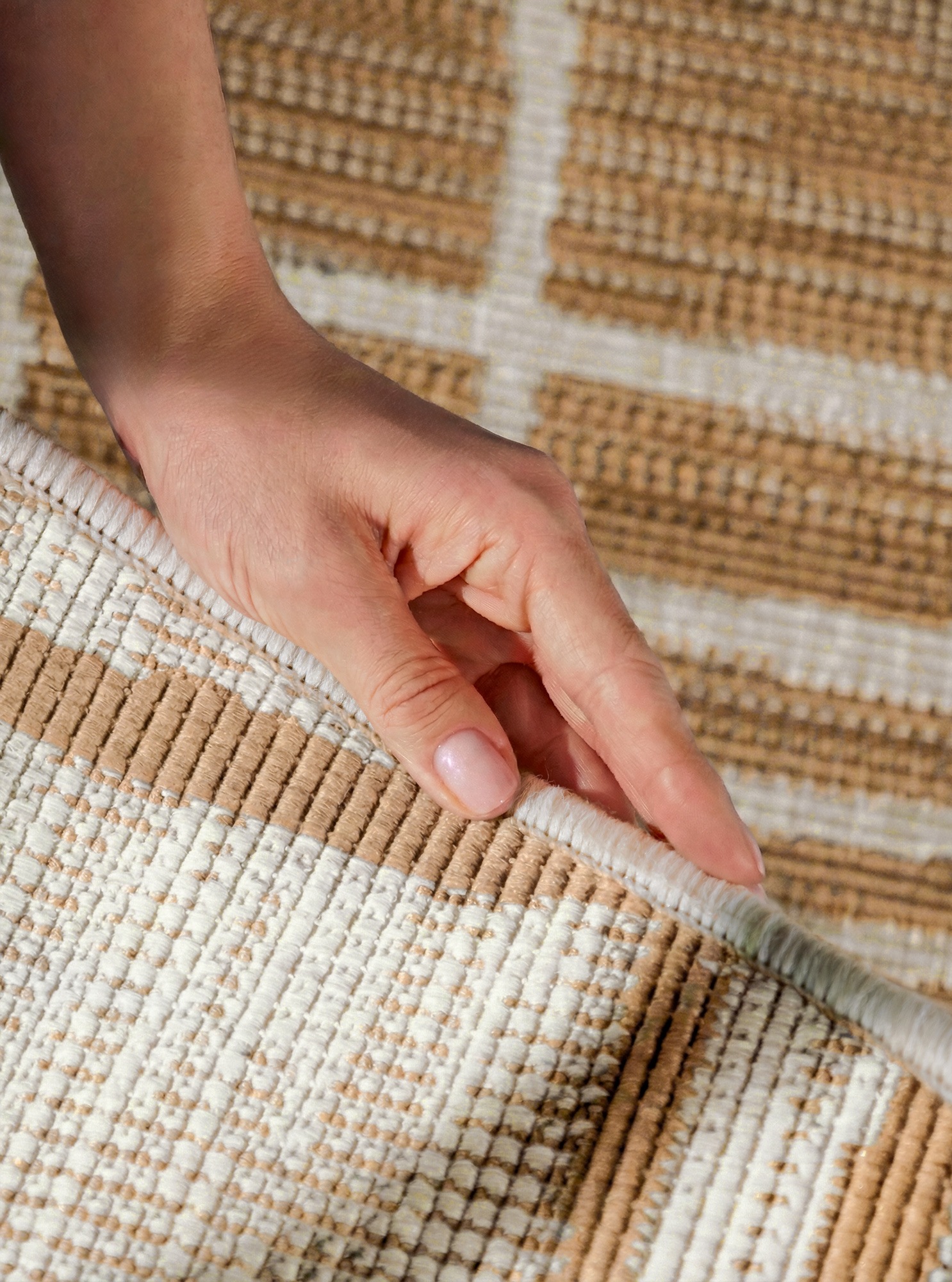 Ted Baker Teppich »Crouch« rund 8 mm Höhe Designteppich, Wetterfest, Pflegeleicht, Modern, Wohnzimmer, Terrasse