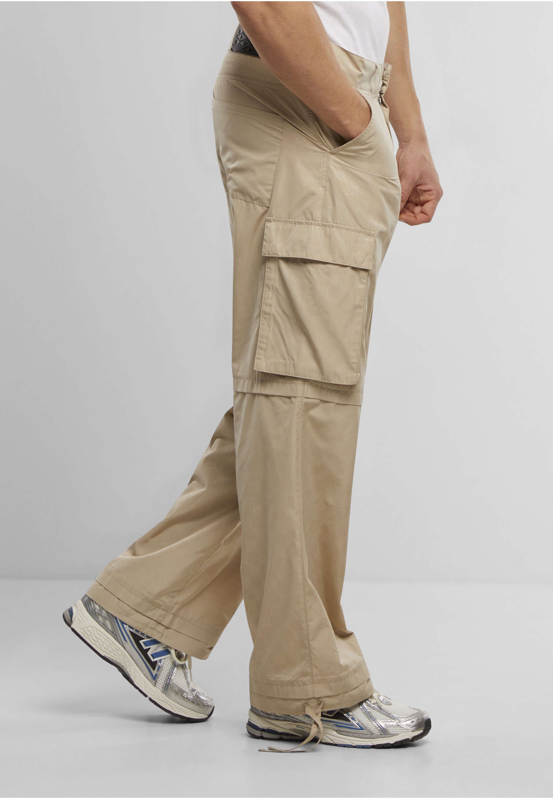 PEQUS Stoffhose »PEQUS PEQUS Aether Monogram Parachute Pants«
