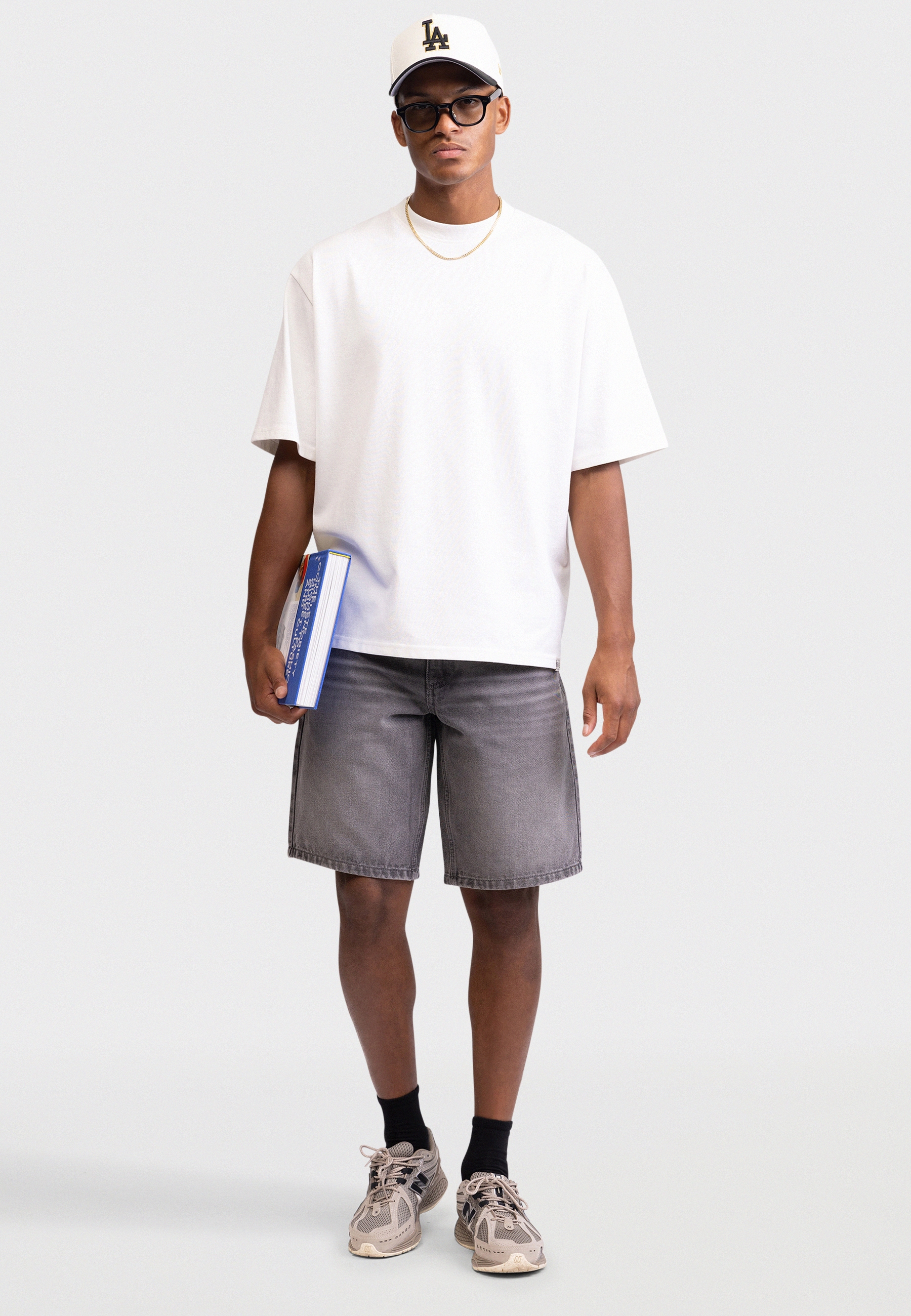 REDEFINED REBEL Shorts "Redefined Rebel Shorts RRValencia Shorts LOOSE FIT"