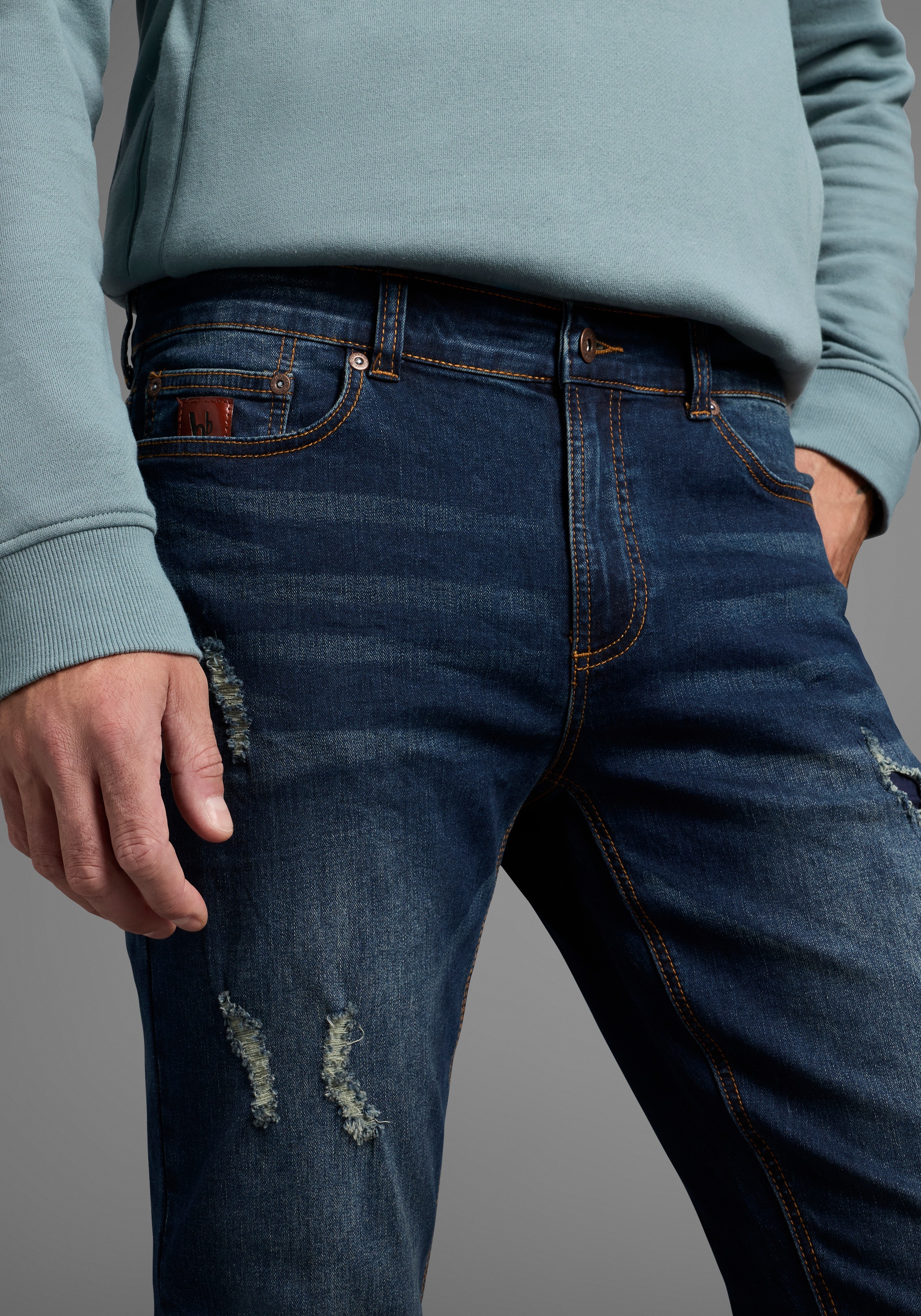 Thumbnail - Bruno Banani Straight-Jeans "Hutch", gerade Beinform, teilweise mit modischen Destroyed-Effekten