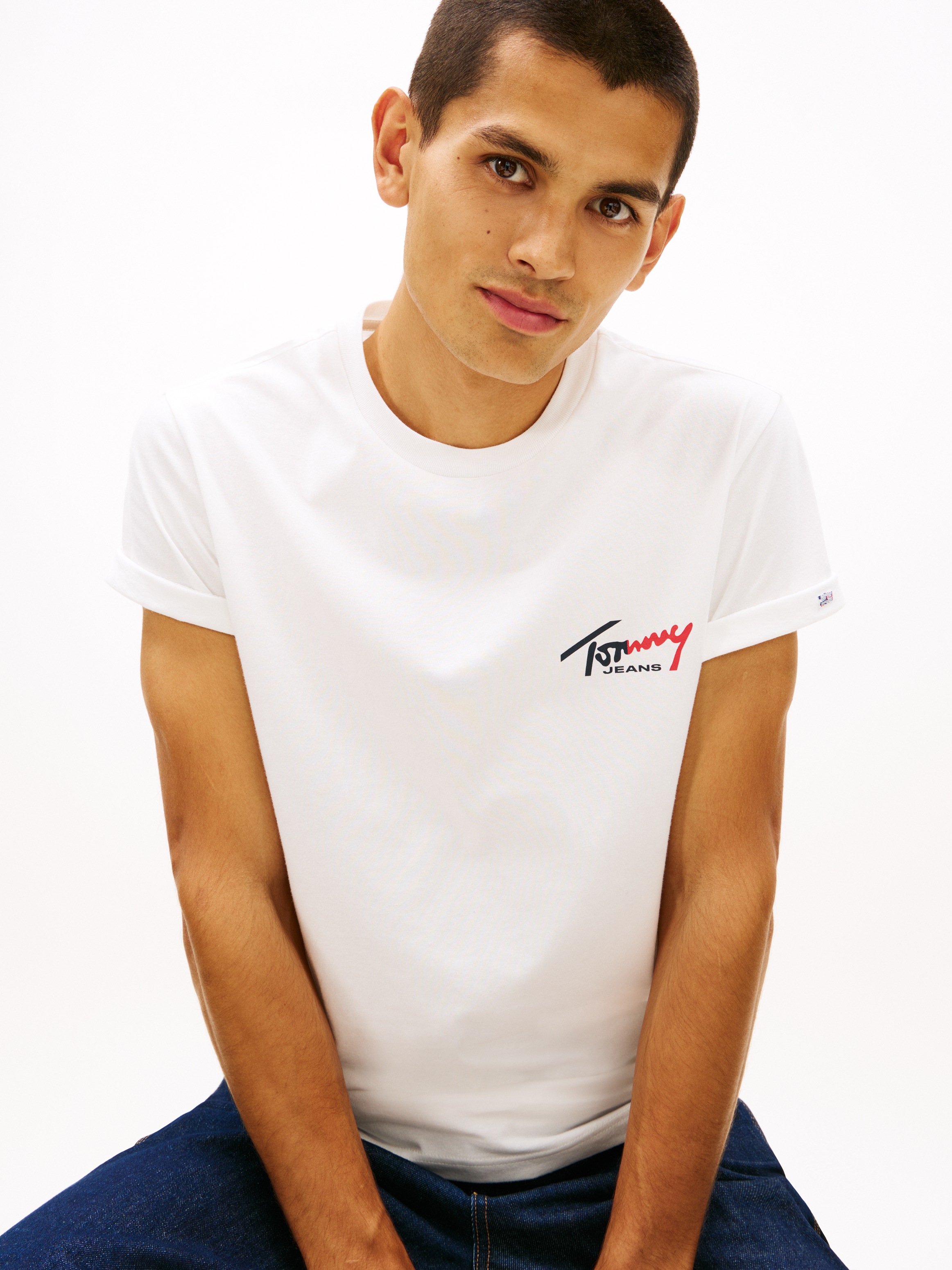 Tommy Jeans T-Shirt "TJM SLIM FIT SIGN CHEST" mit Markenprint günstig online kaufen