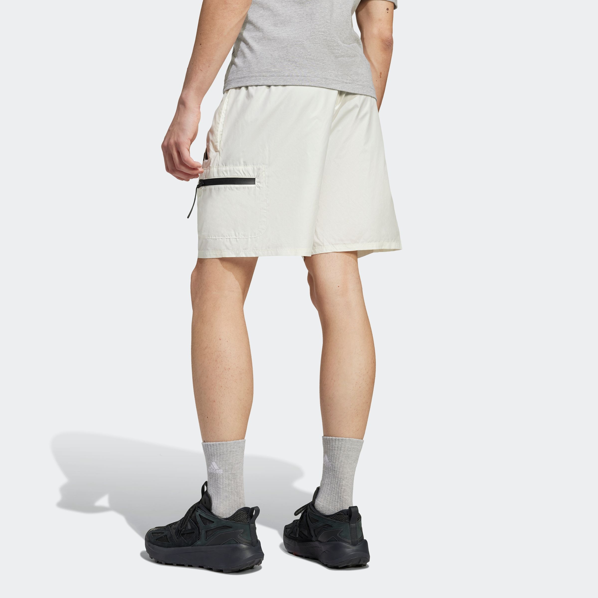 adidas Sportswear Shorts »M CE SHO GD«, (1 tlg.)