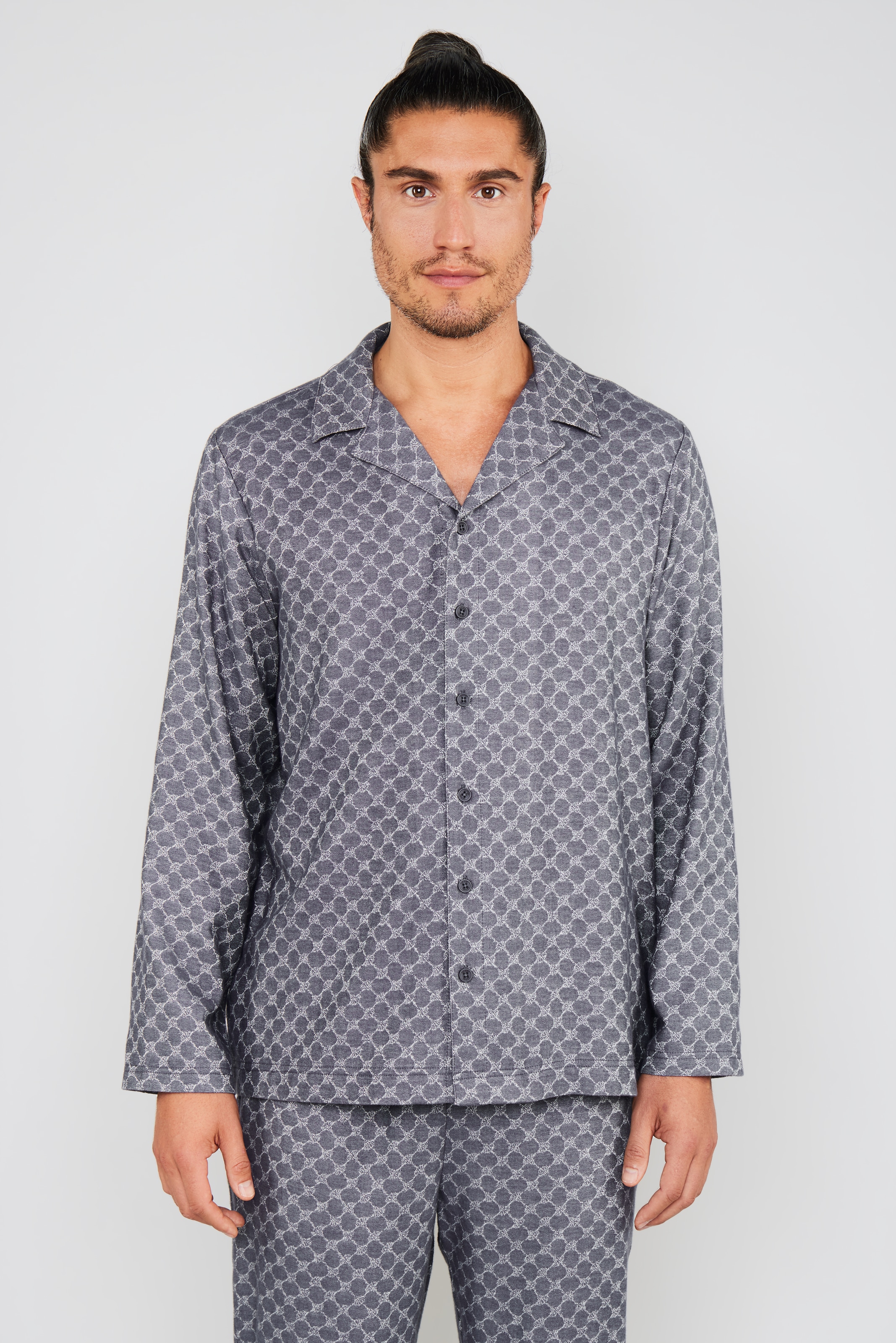 JOOP Pyjamaoberteil "Relax" mit langen Ärmeln, Cornflower-Design, Kragen günstig online kaufen