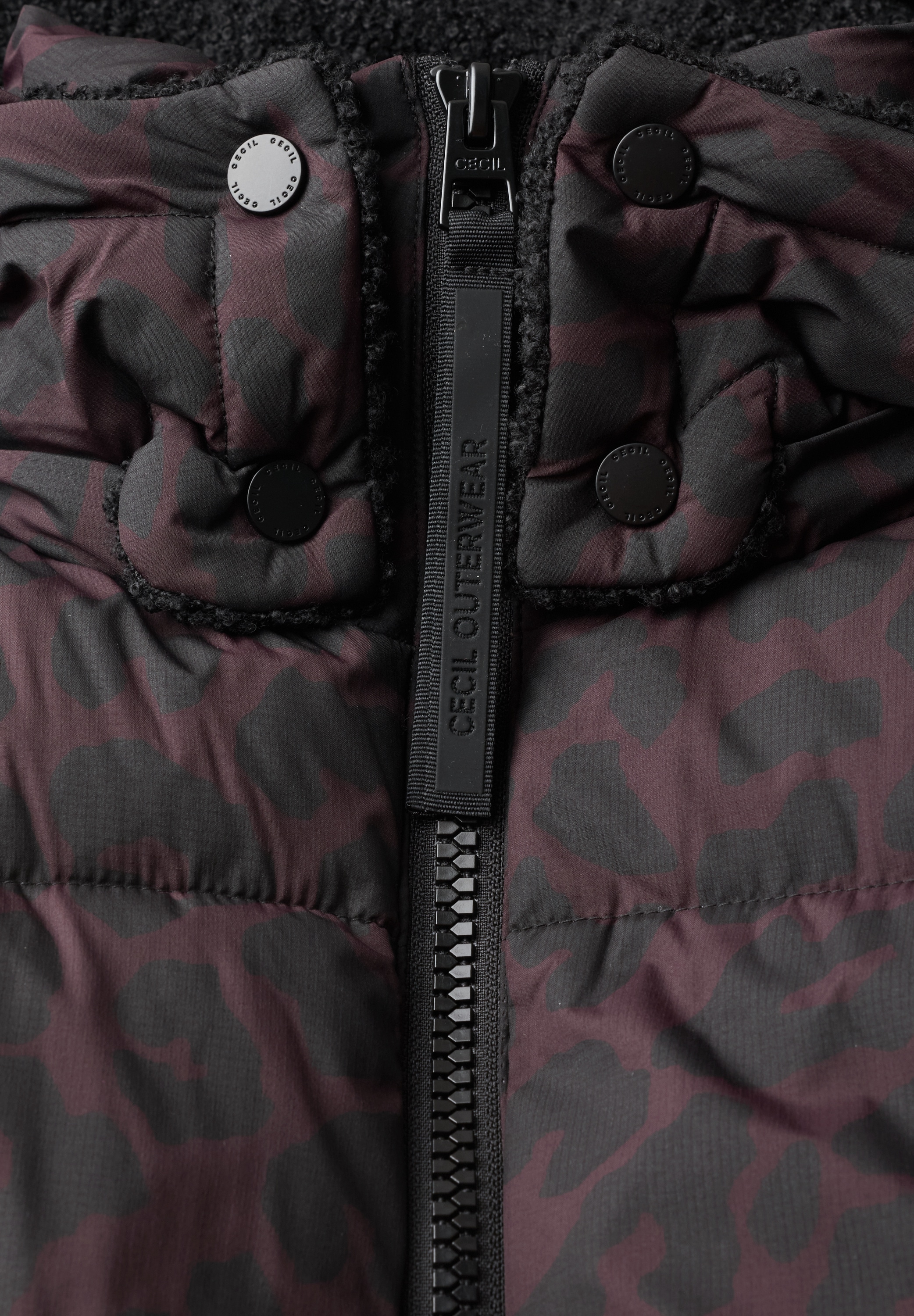 Cecil Steppjacke mit Kapuze mit Animal-Print,