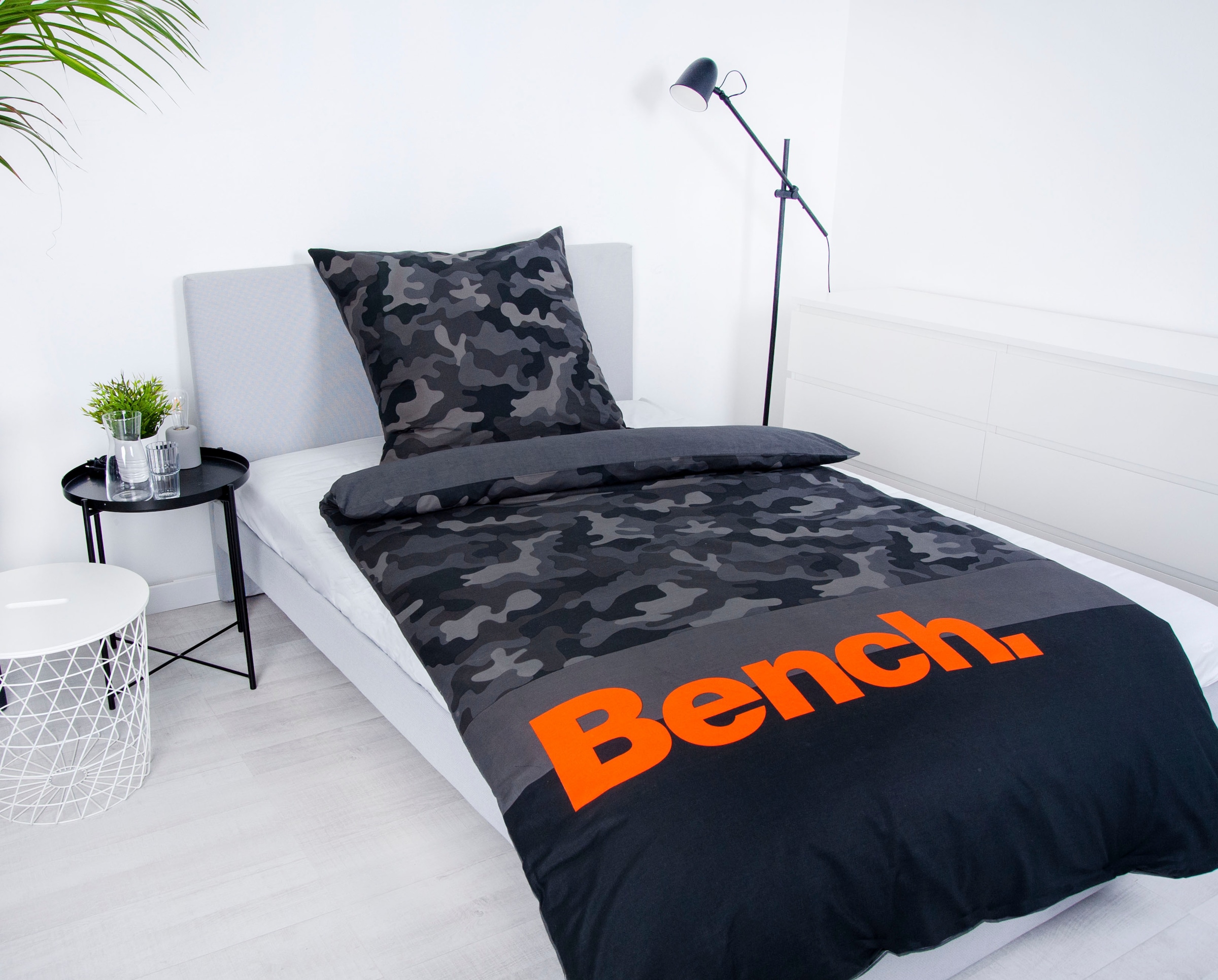 Bench. Wendebettwäsche »Bench«, mit Schriftzug