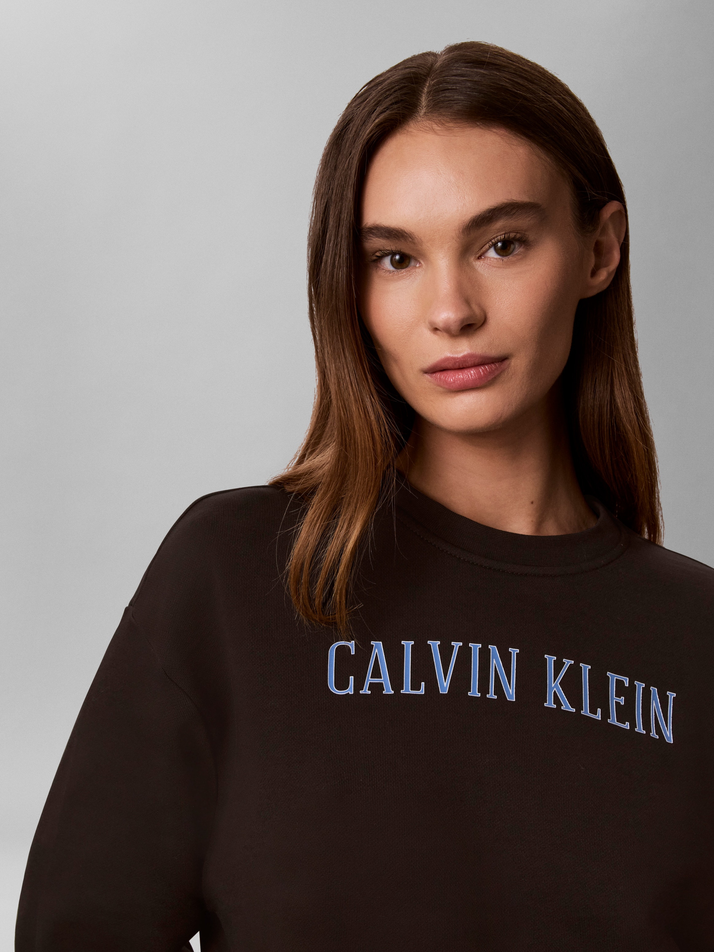 Calvin Klein Jeans , Rundhalsausschnitt, cropped, Logoschriftzug
