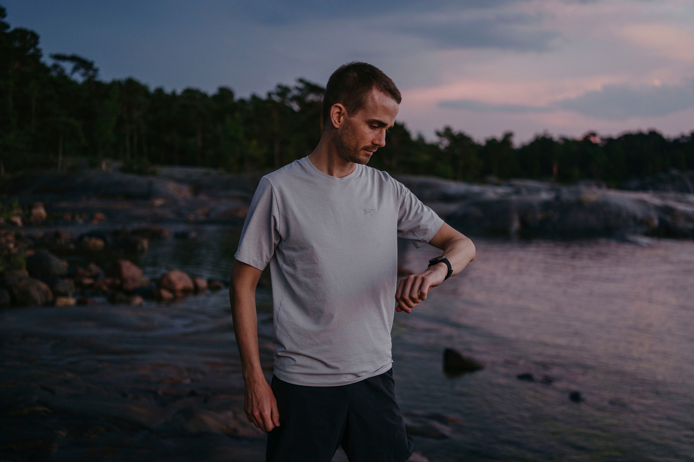 Suunto Smartwatch »9 Peak Pro«, (3,04 cm / 1,2 Zoll)