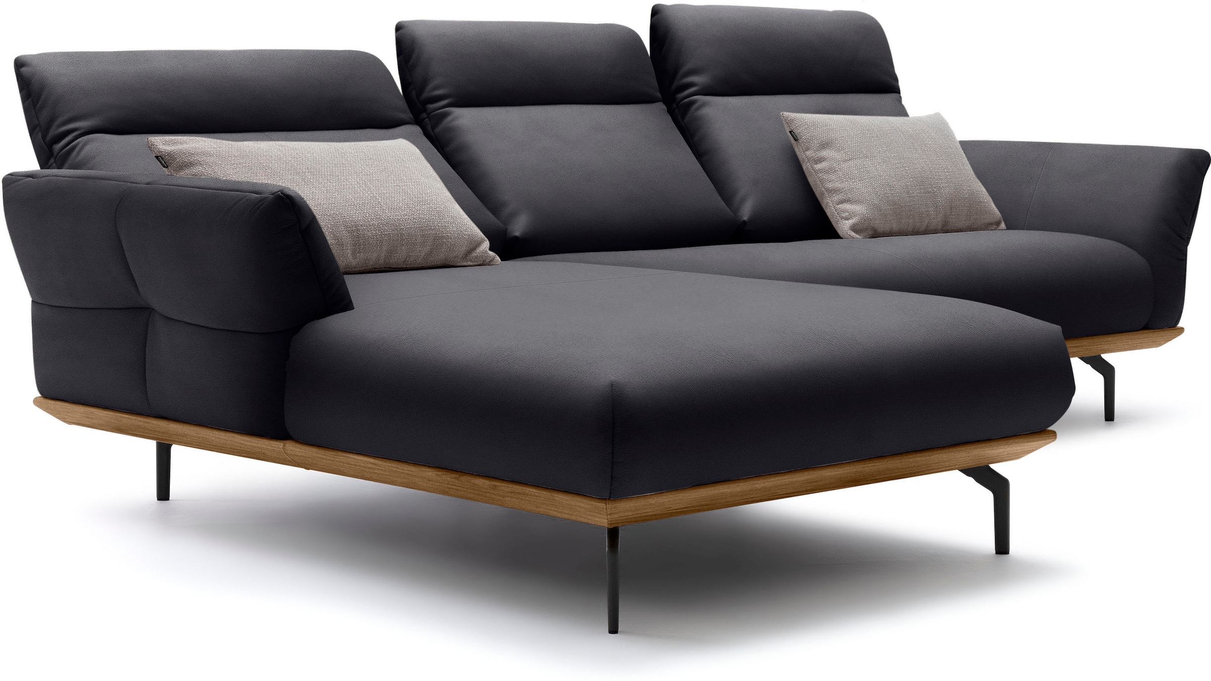 Creation BY ROLF BENZ Ecksofa »hs.460«, Sockel in Nussbaum, Winkelfüße in Umbragrau, Breite 298 cm